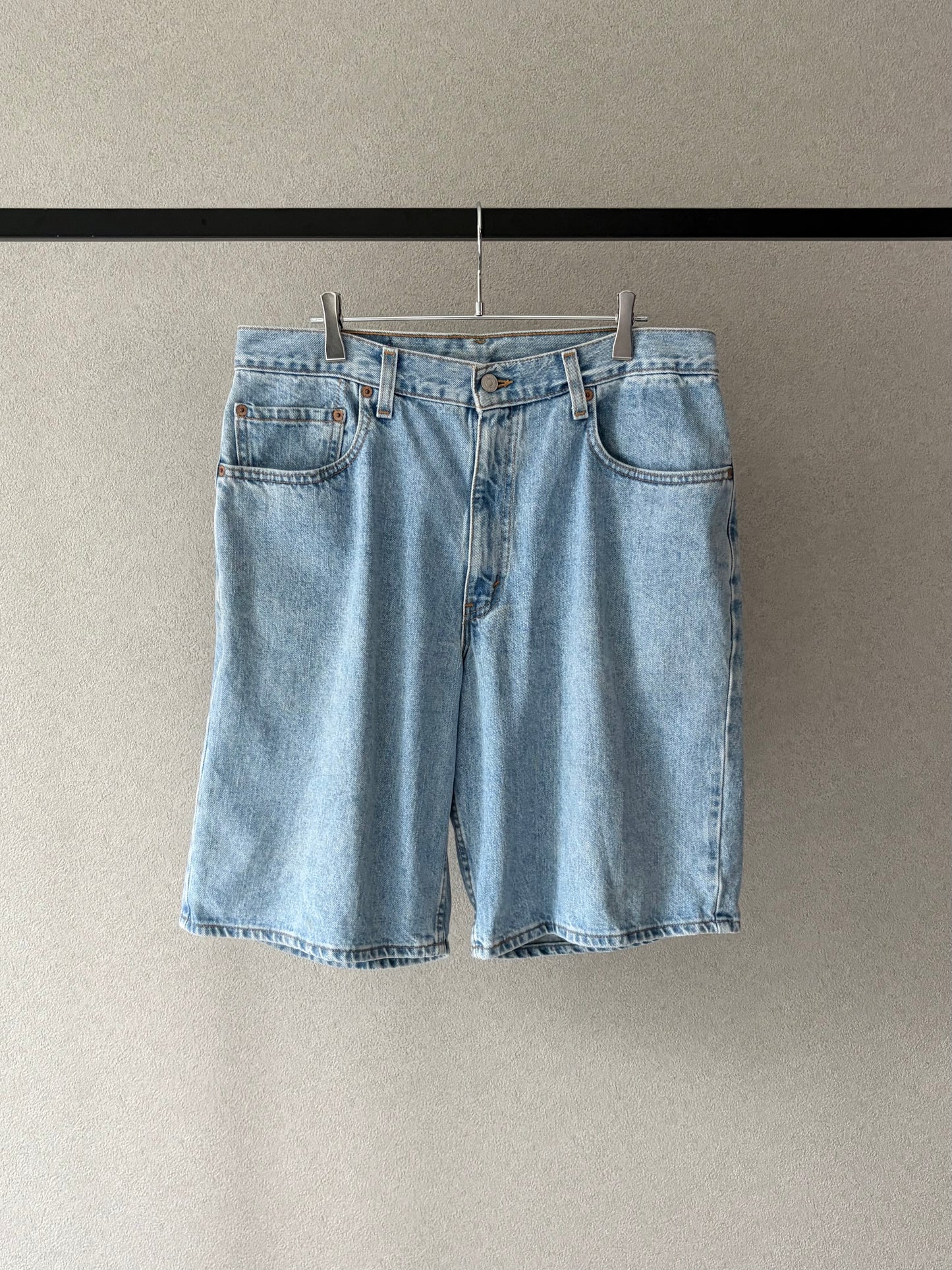 90's Levi' 560 denim shorts "Made in USA"