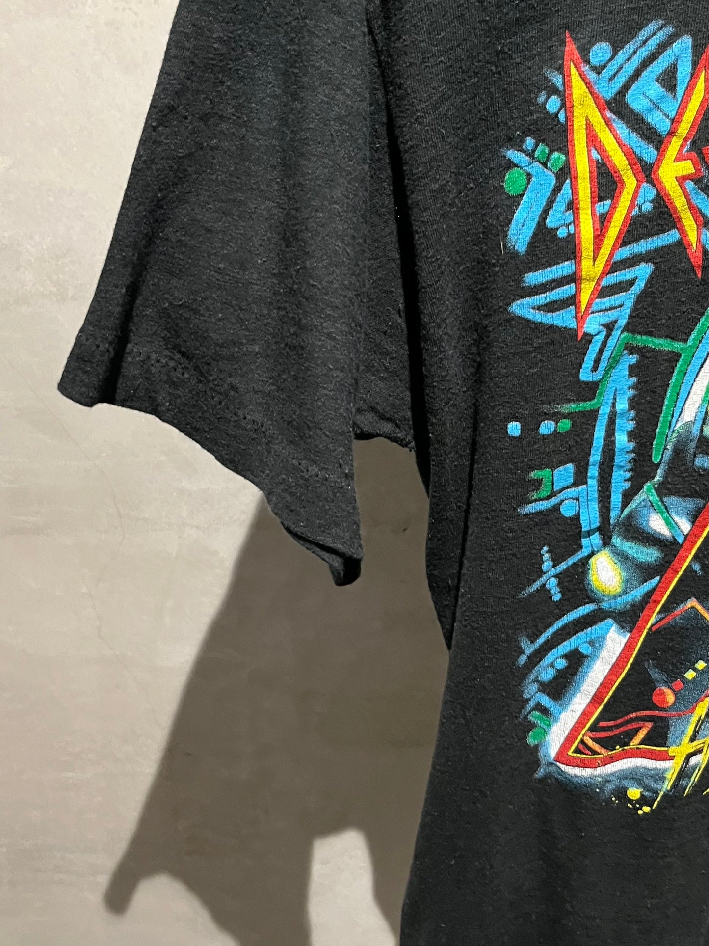 80's DEF LEPPARD music t-shirt “Made in USA”