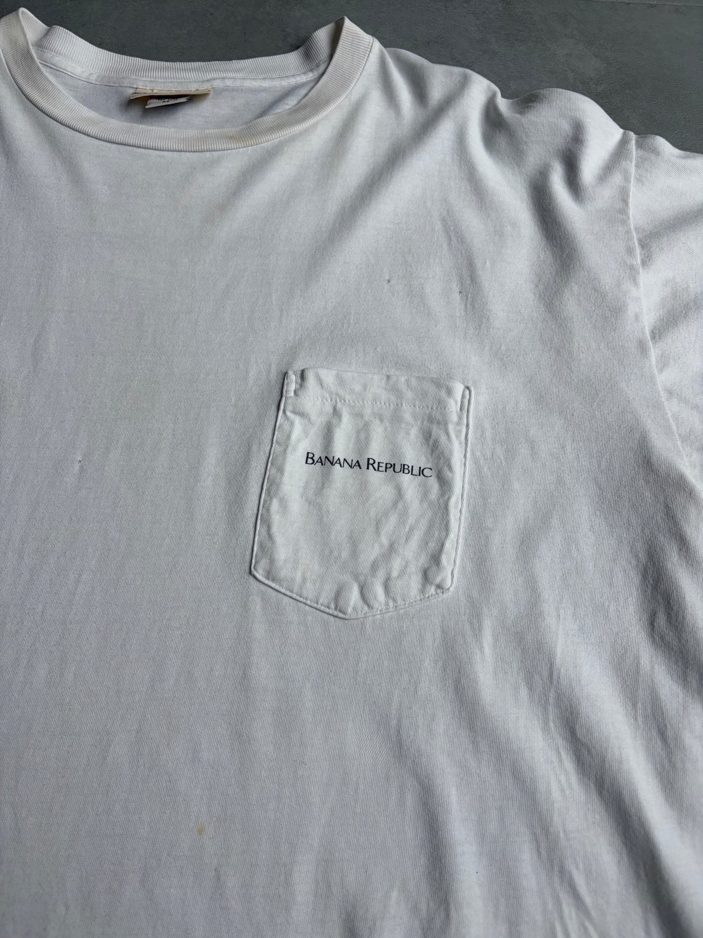 90's BANANA REPUBLIC printed t-shirt "Made in USA"