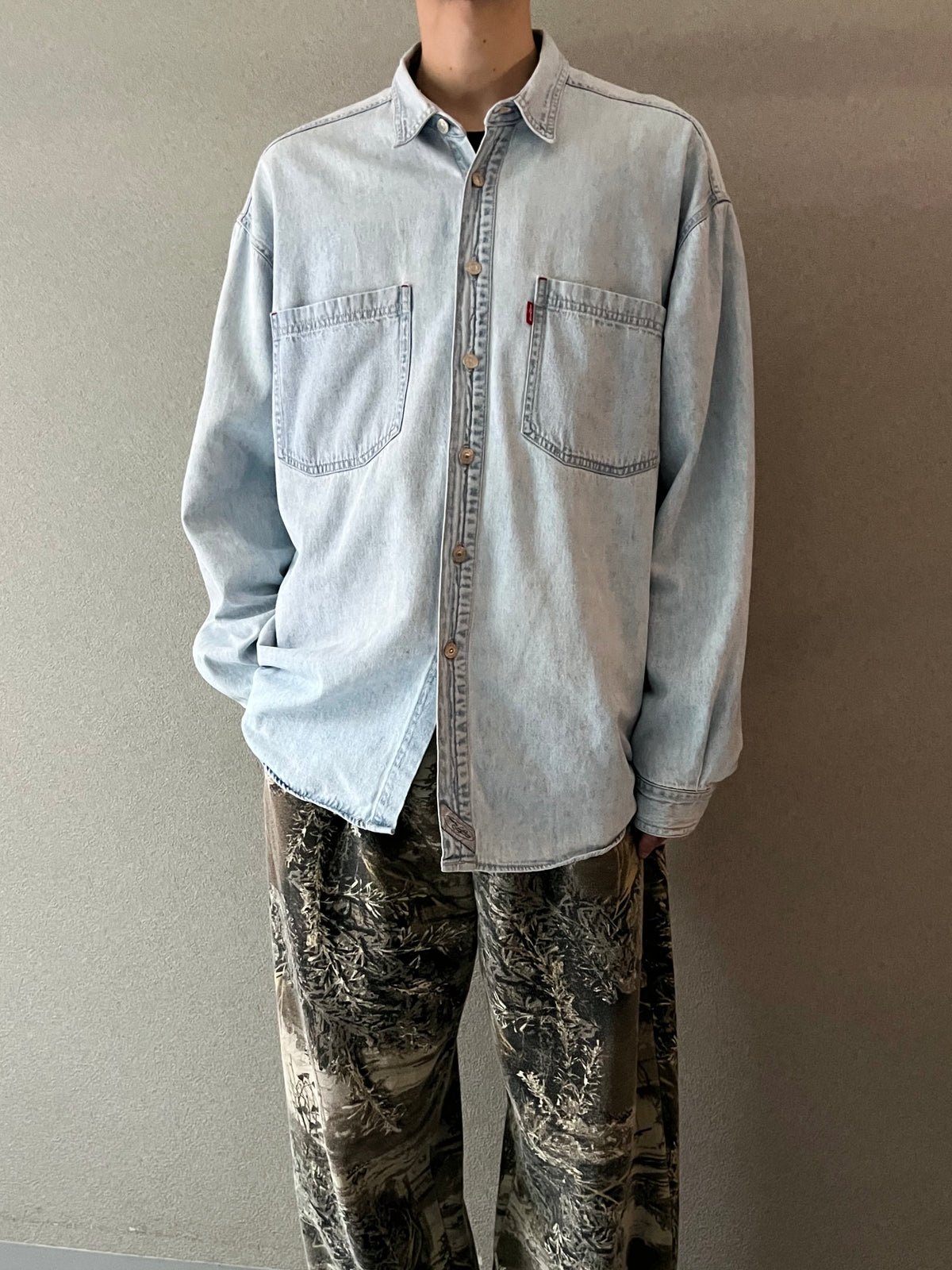 90's Levi's denim shirt