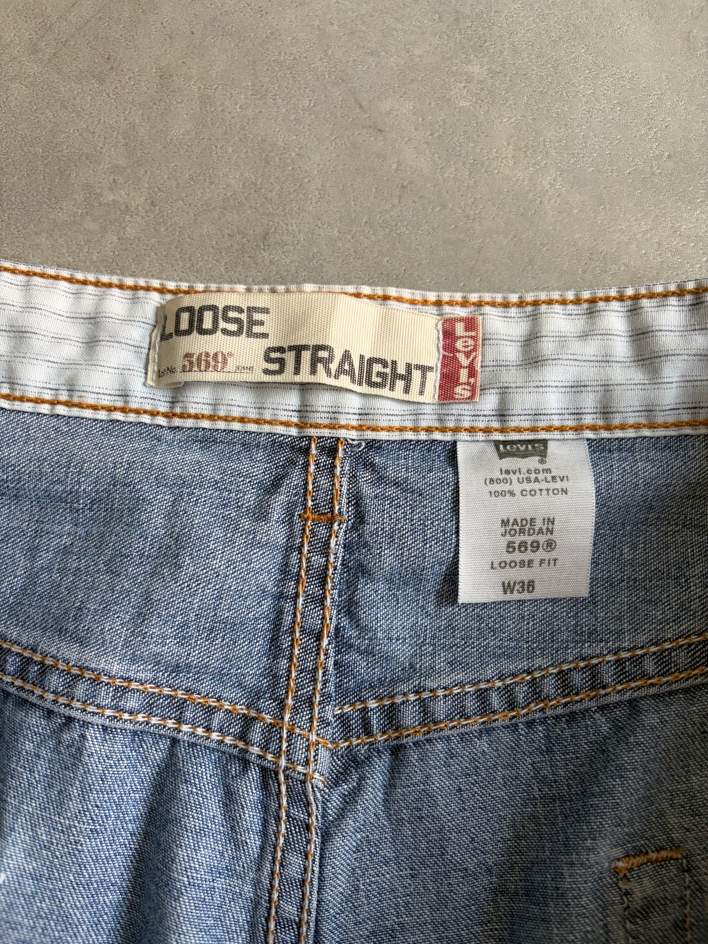 00's Levi's 569 denim shorts