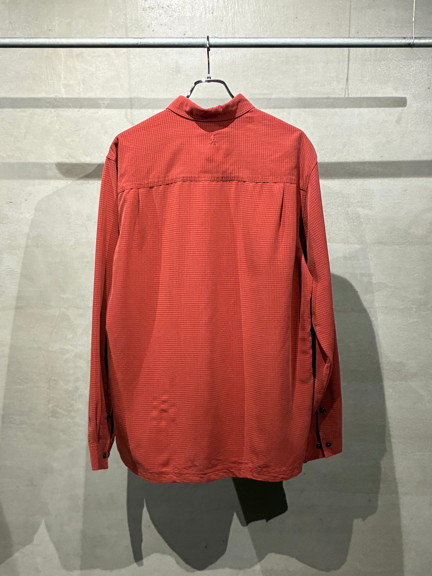 00's ROYAL ROBBINS rayon shirt