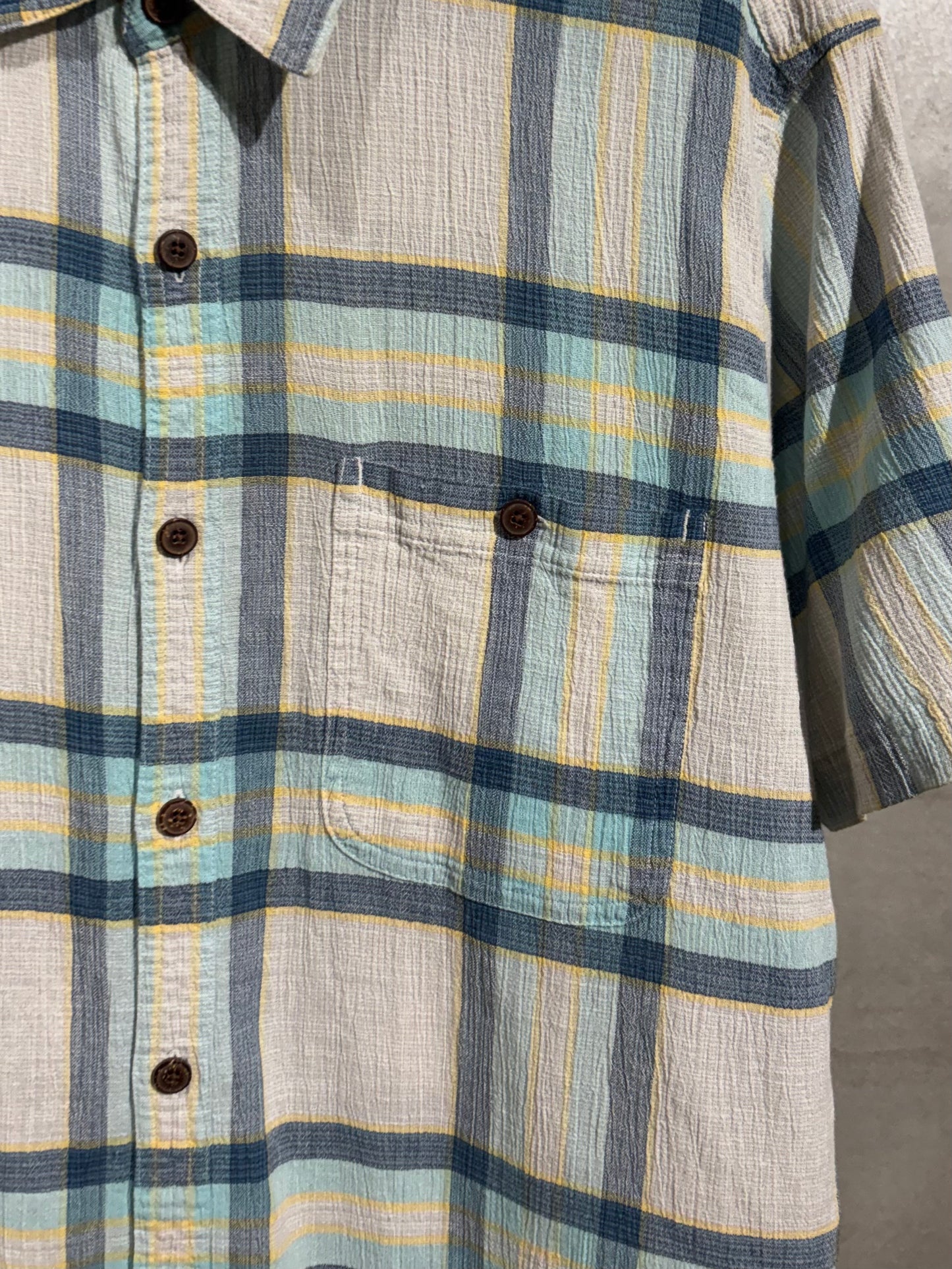 00's patagonia S/S shirt