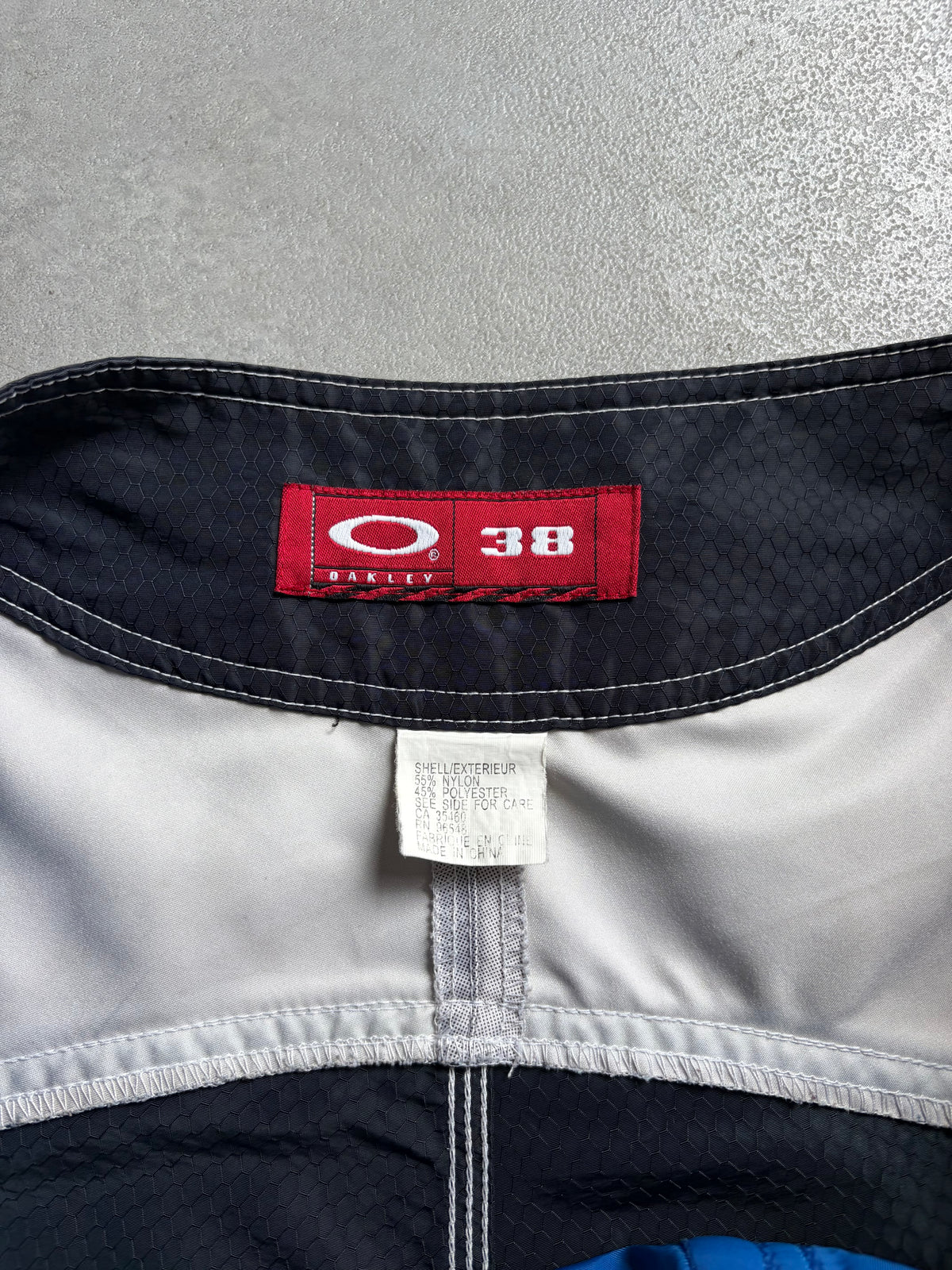00's OAKLEY board shorts