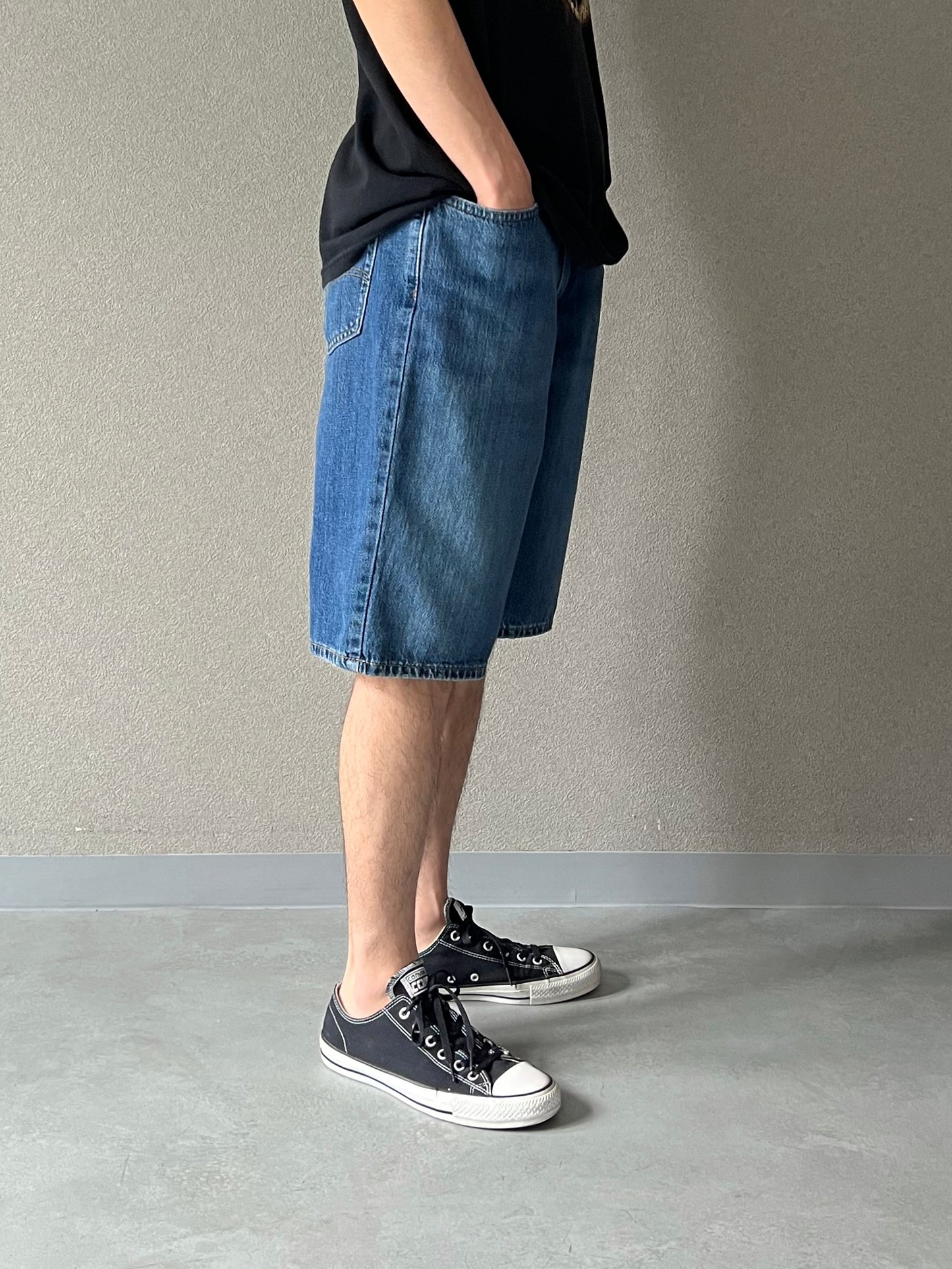00's Levi's 469 denim shorts