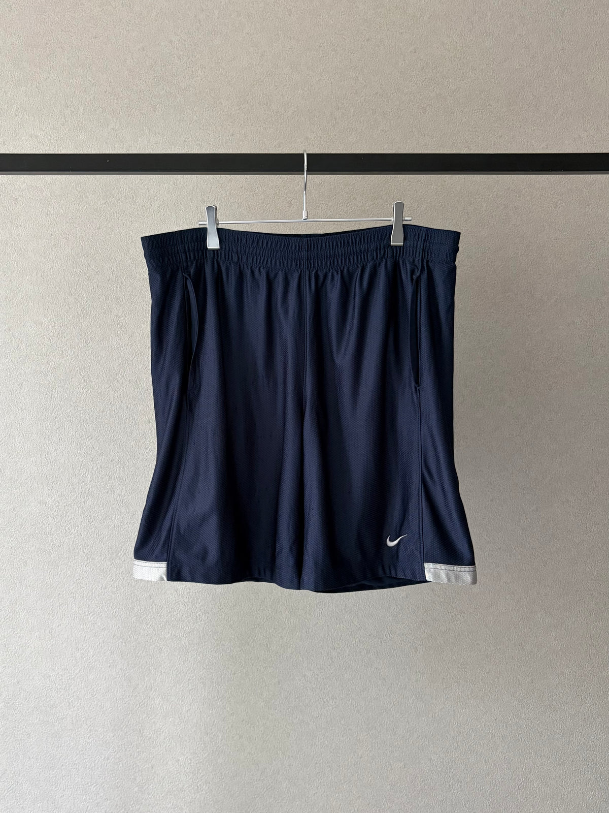 00's NIKE basketball shorts
