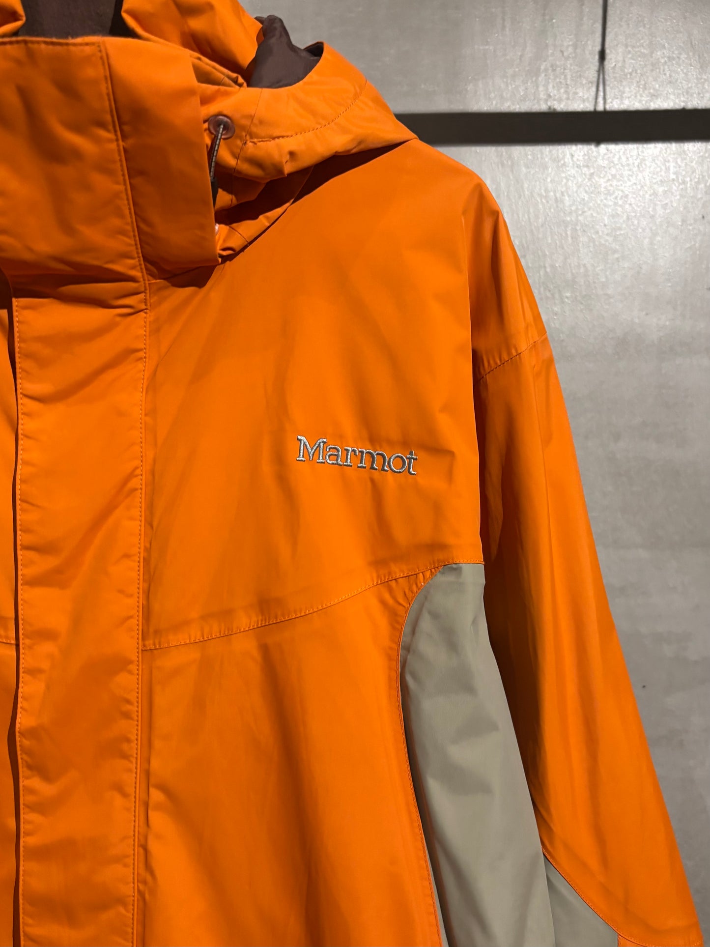 90's Marmot nylon jacket