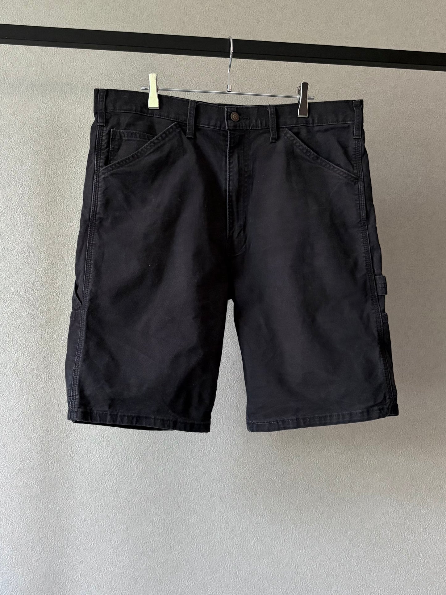 00's Levi's painter shorts