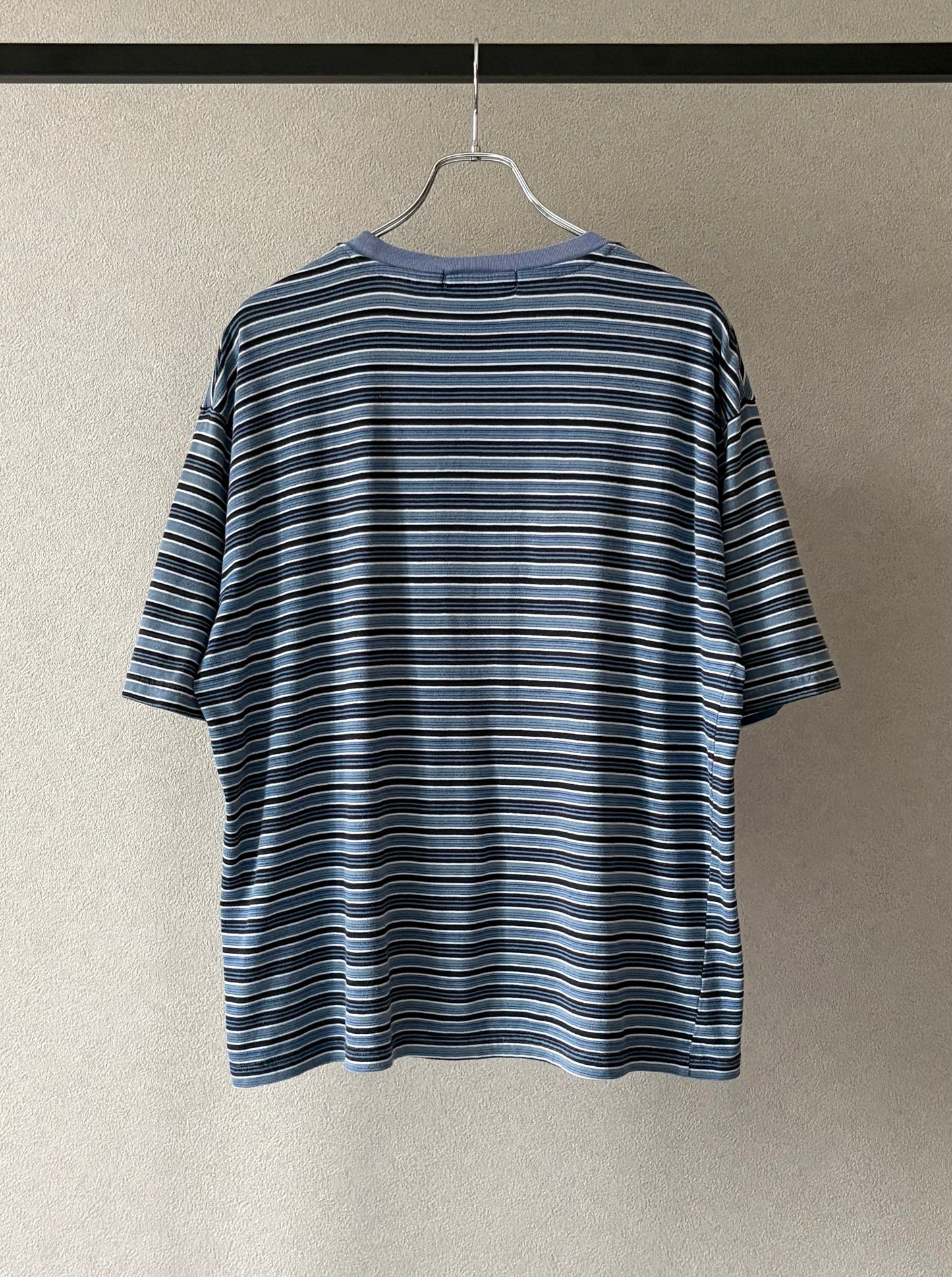 00's UNKNOWN border t-shirt