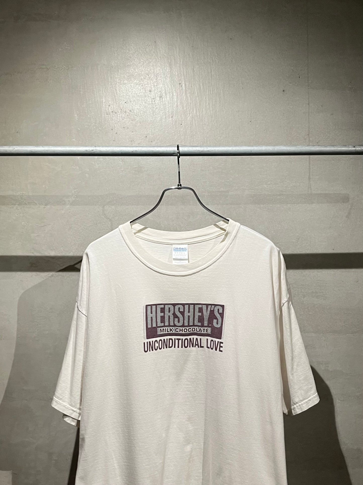 00's HERSHEY'S printed t-shirt