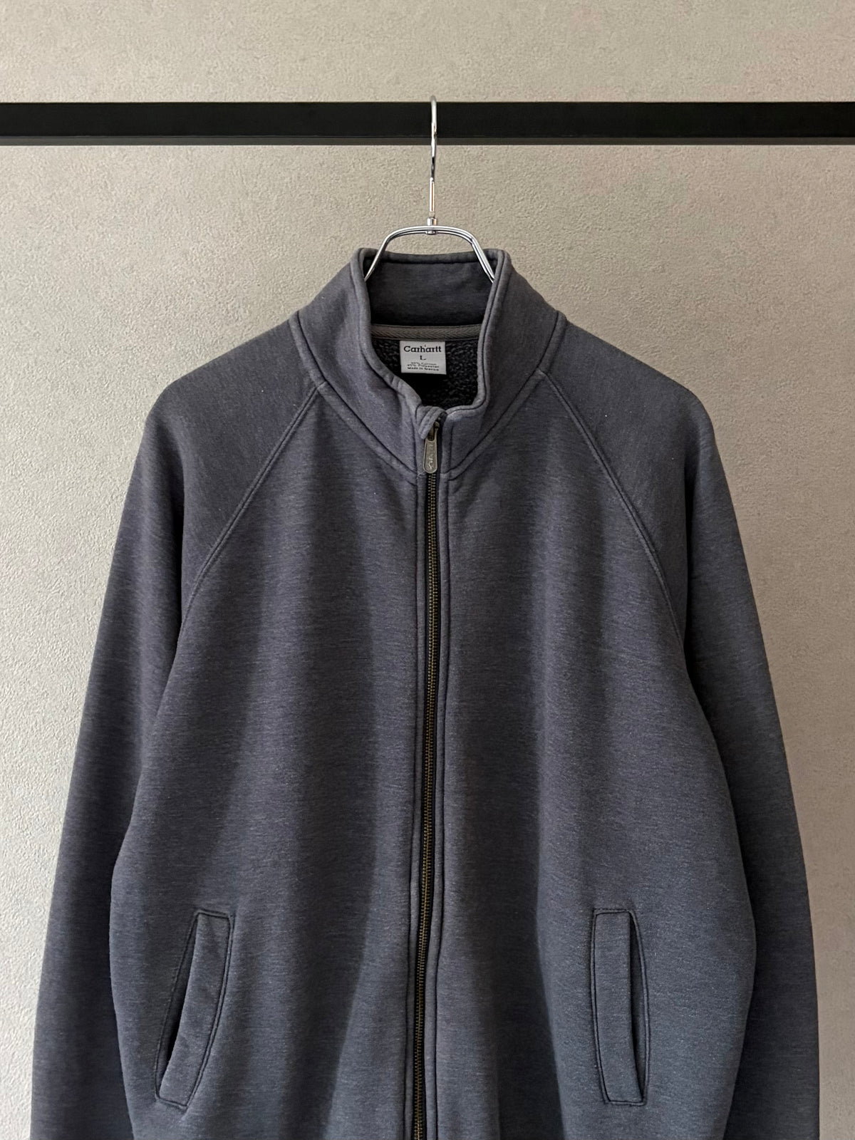 00's carhartt zip up sweater