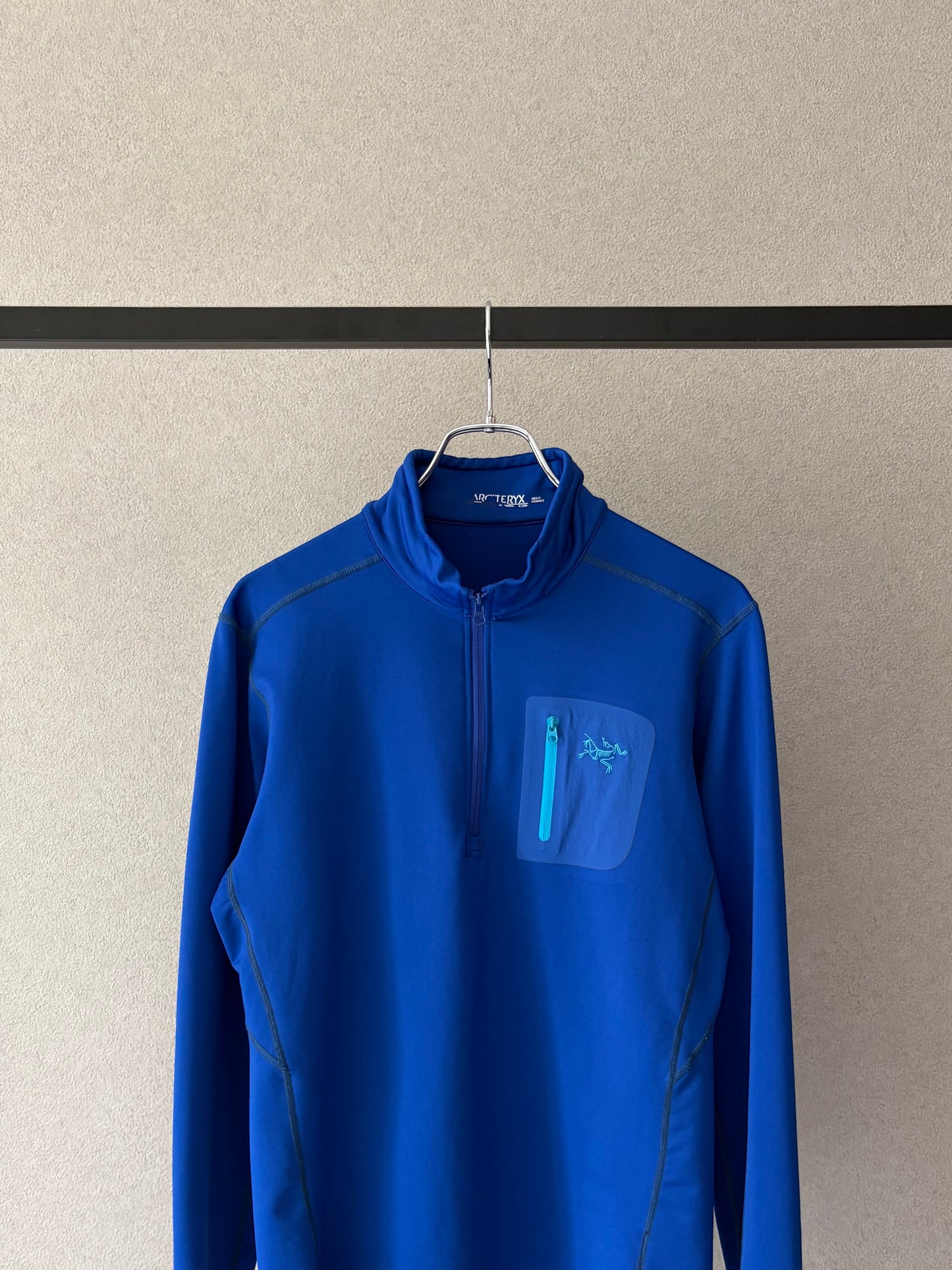 00's ARC'TERYX pullover shirt