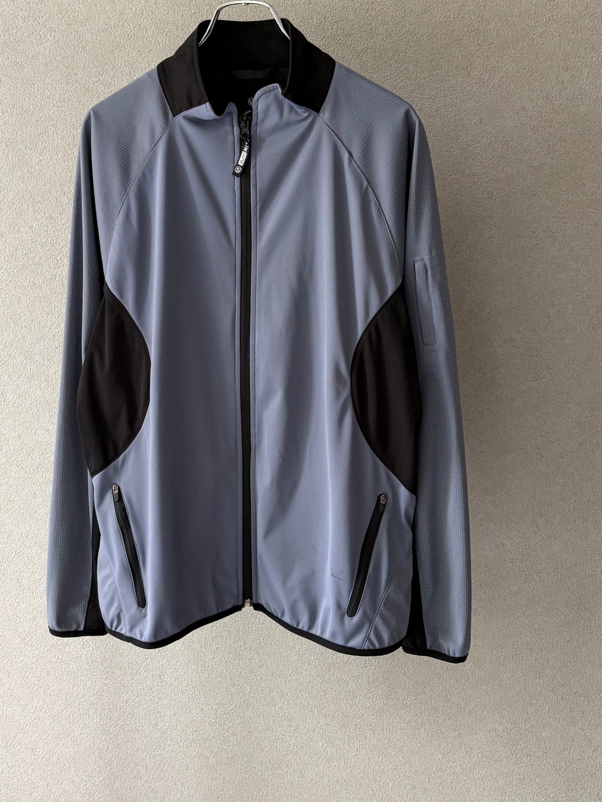 00's illumiNITE reflector jacket