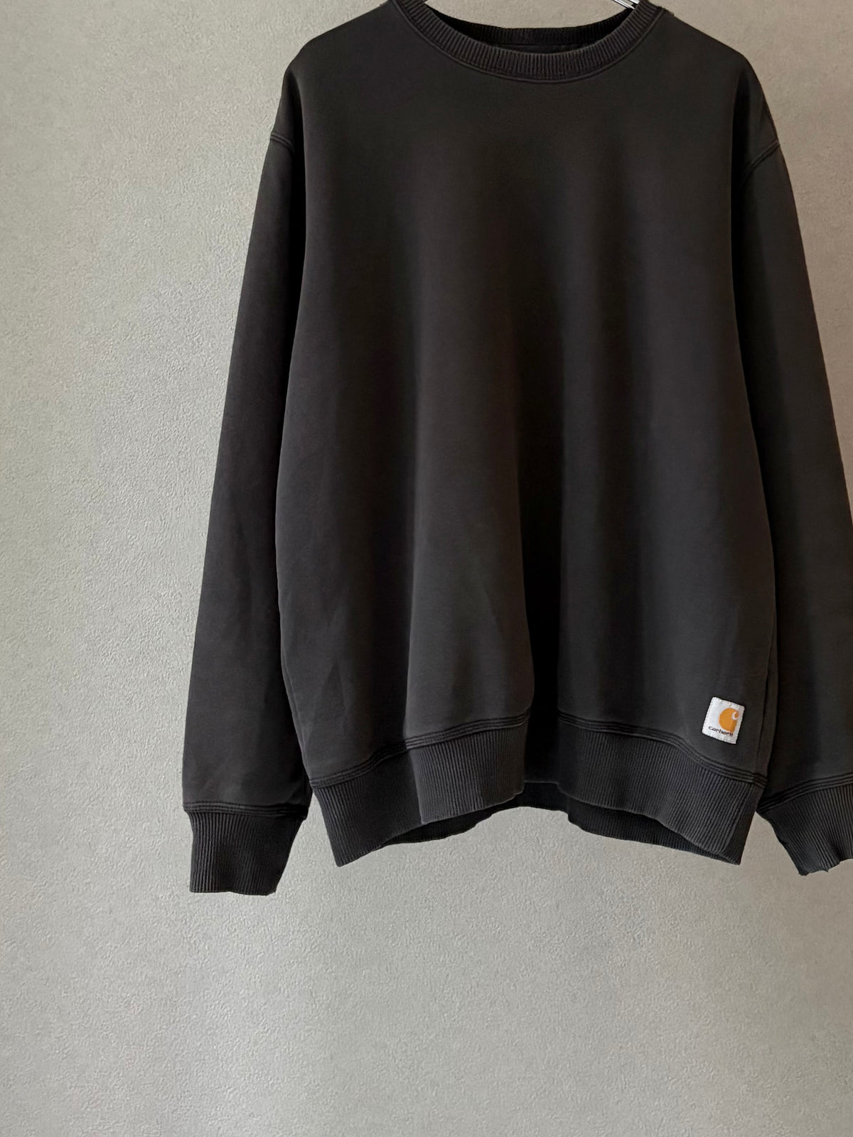 00's carhartt sweater