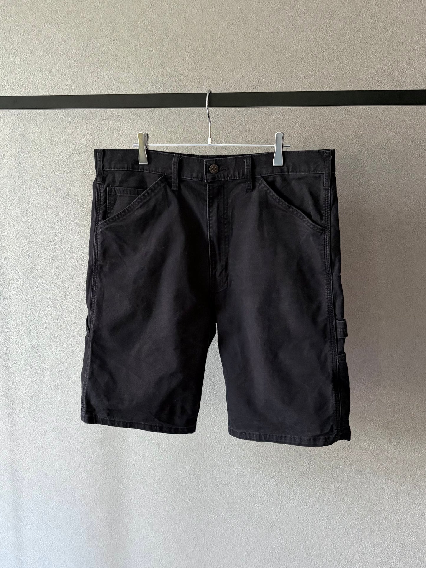 00's Levi's painter shorts