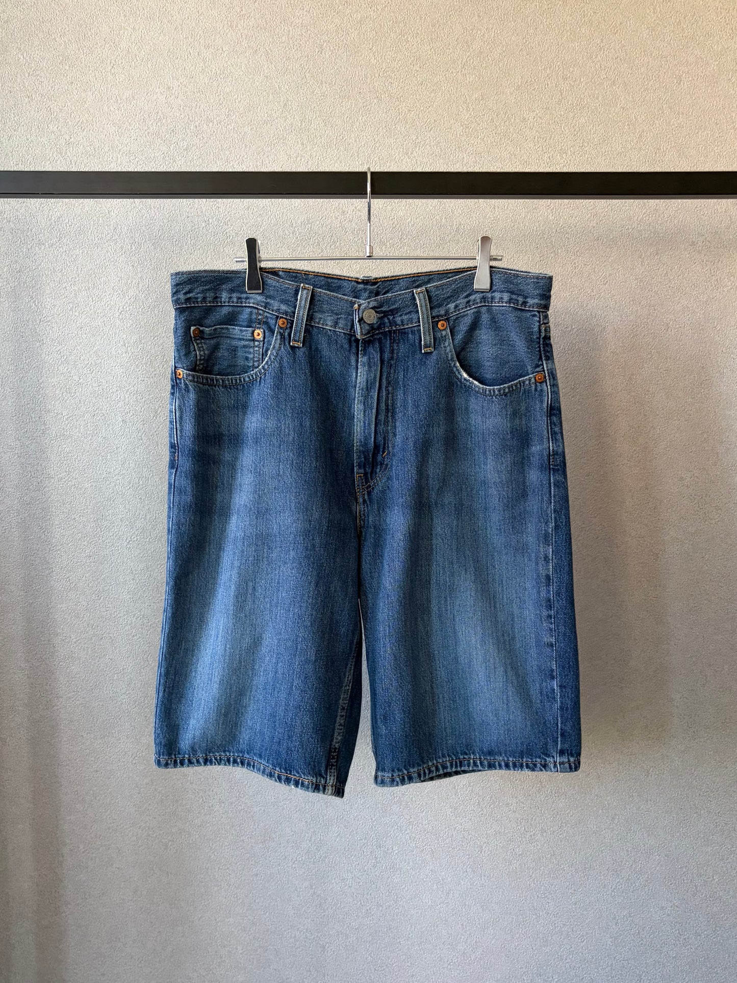 00's Levi's 469 denim shorts