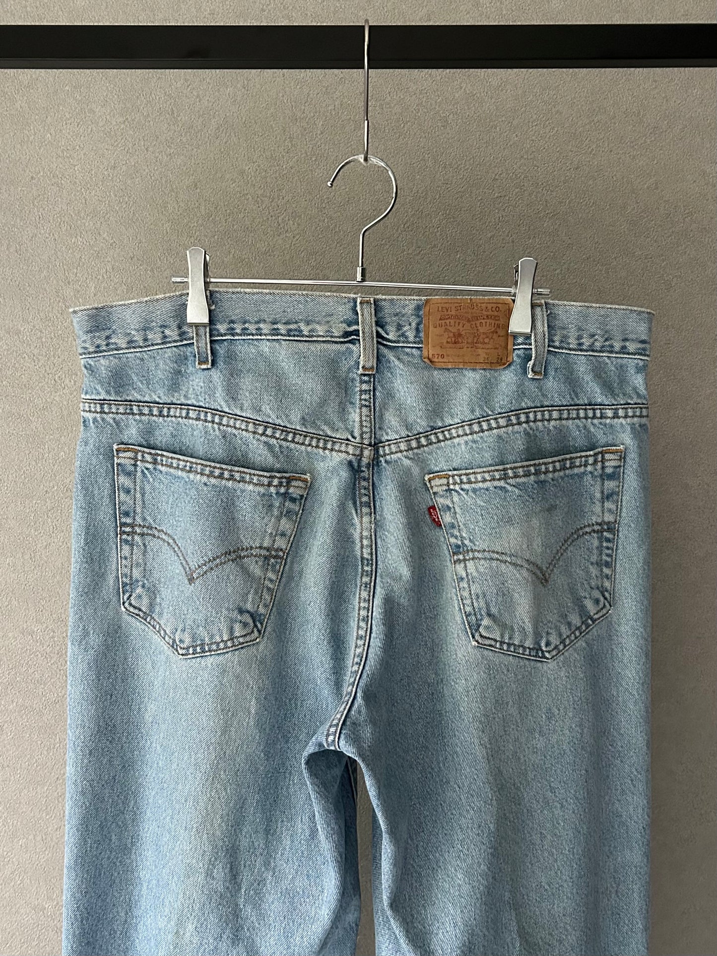 90's Levi's 570 denim pants