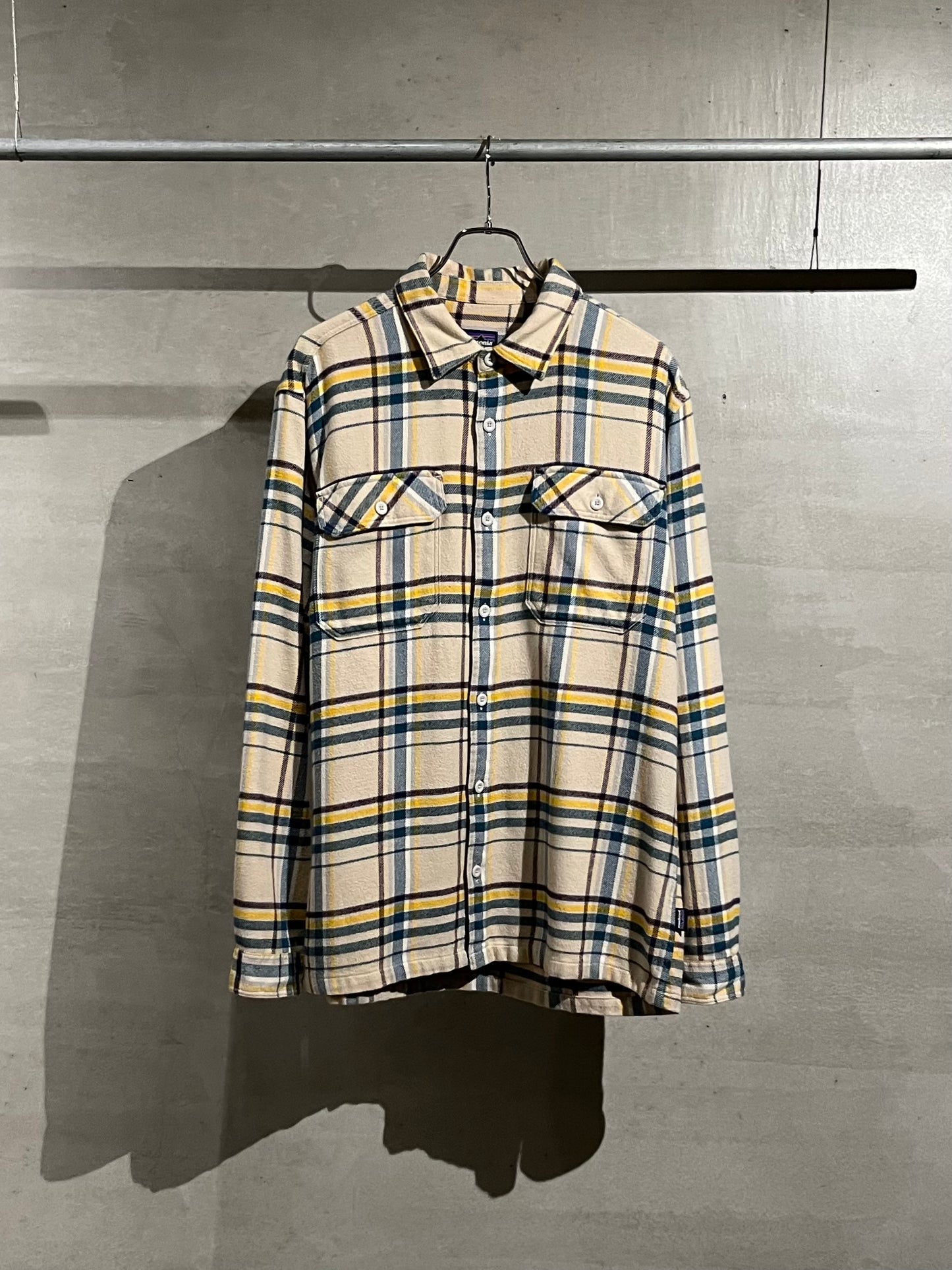 00's patagonia flannel shirt