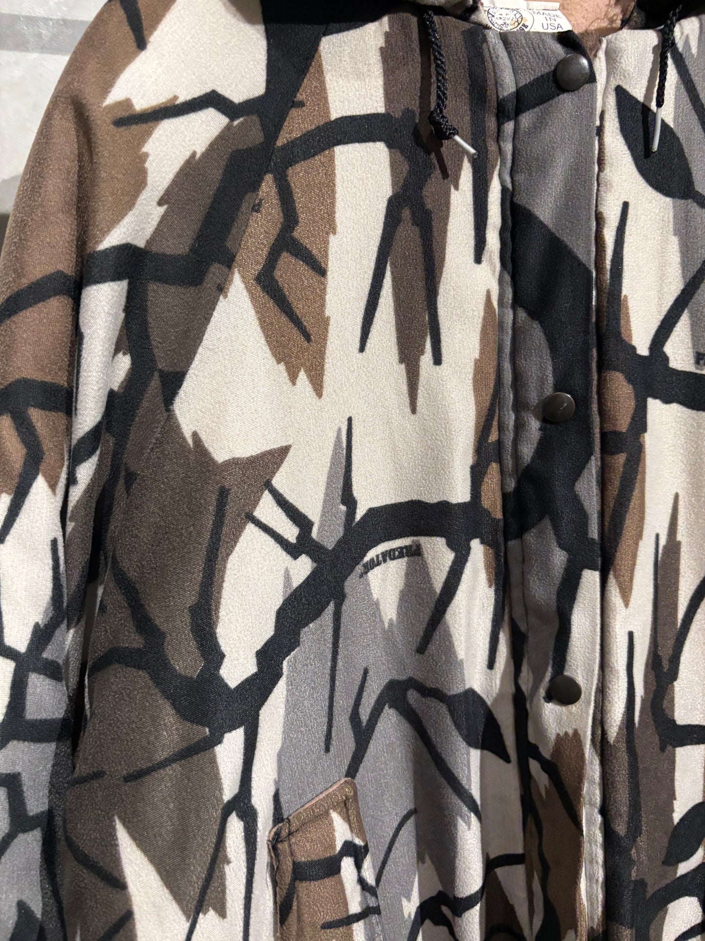 80's PREDATOR CAMOUFLAGE insulation jacket “Made in USA”