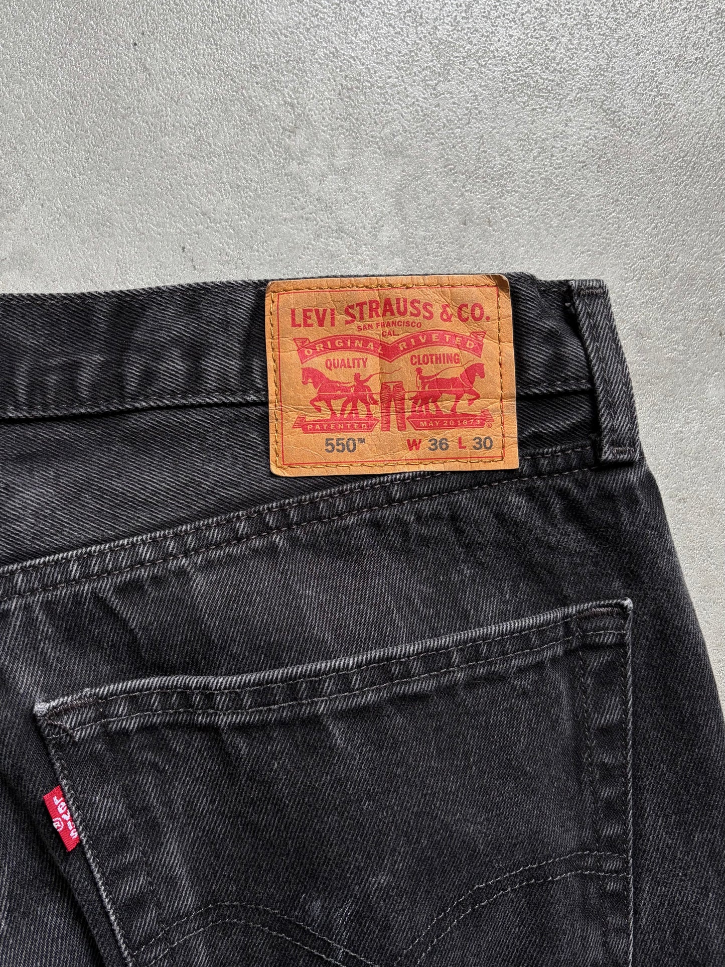 00's Levi's 550 denim pants