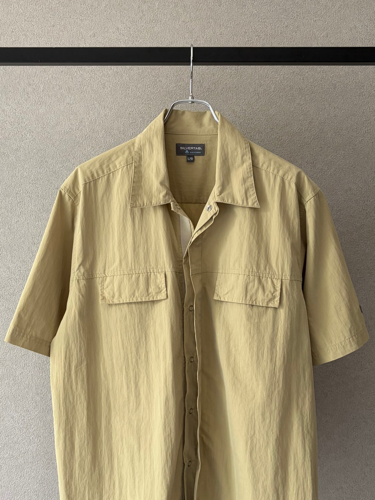 00's Levi's silverTab open collar shirt