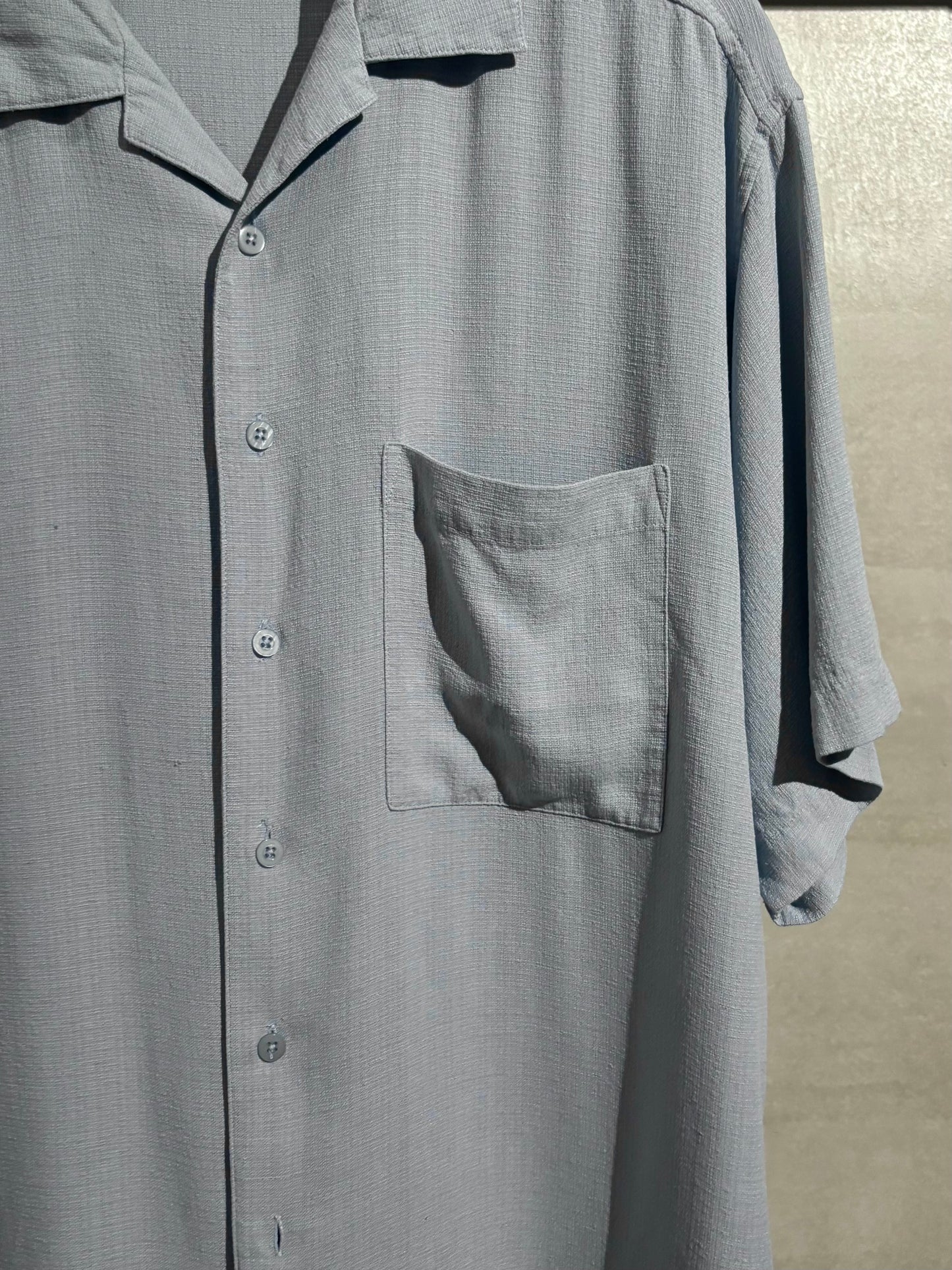 00's DENVER HAYES open collar silk shirt