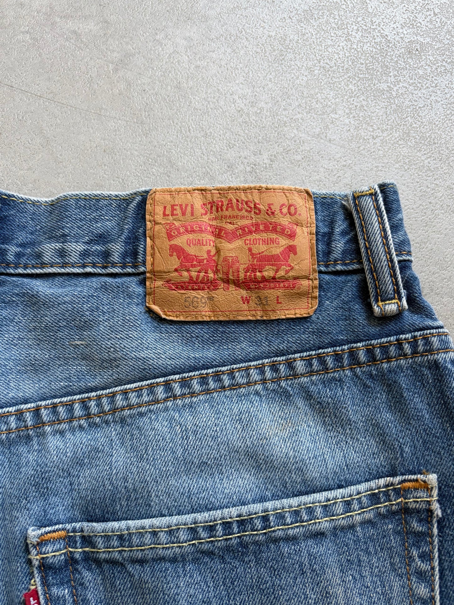 00's Levi's 569 denim shorts