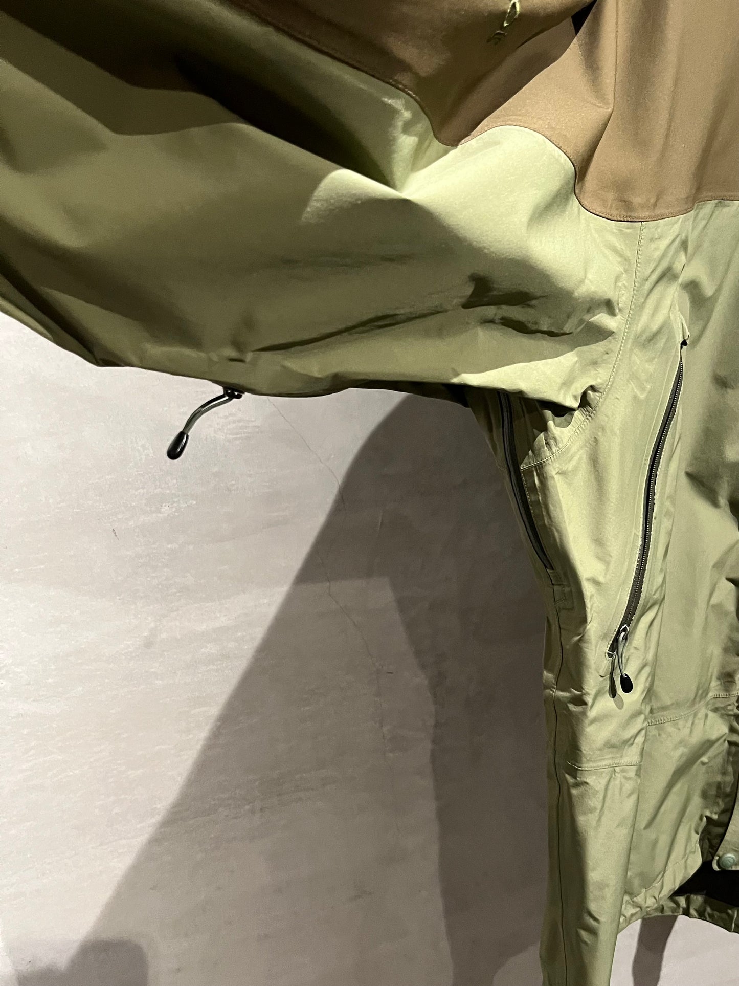 90's Marmot GORE-TEX nylon jacket