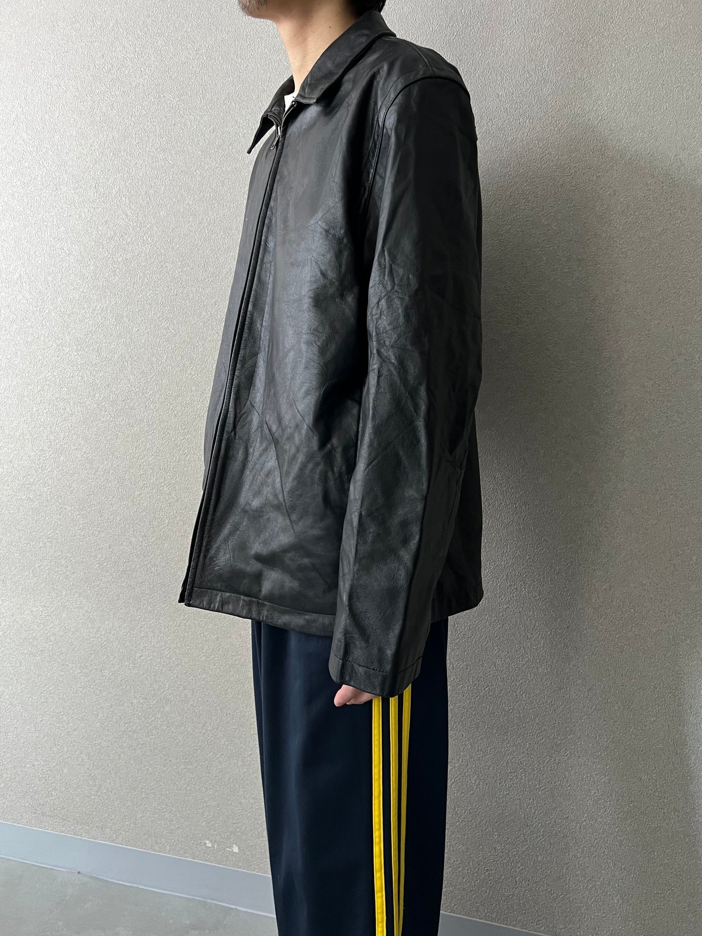 00's GAP leather jacket