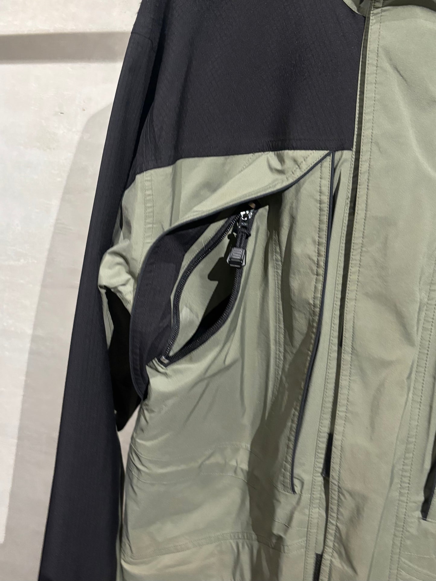 90's Cabela's GORE-TEX nylon jacket