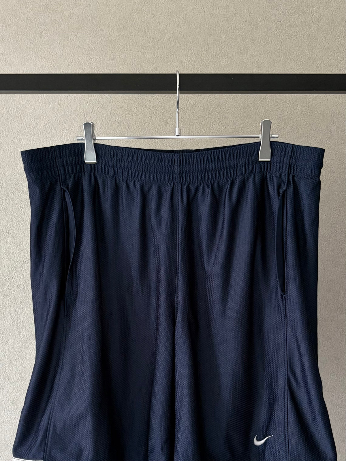 00's NIKE basketball shorts