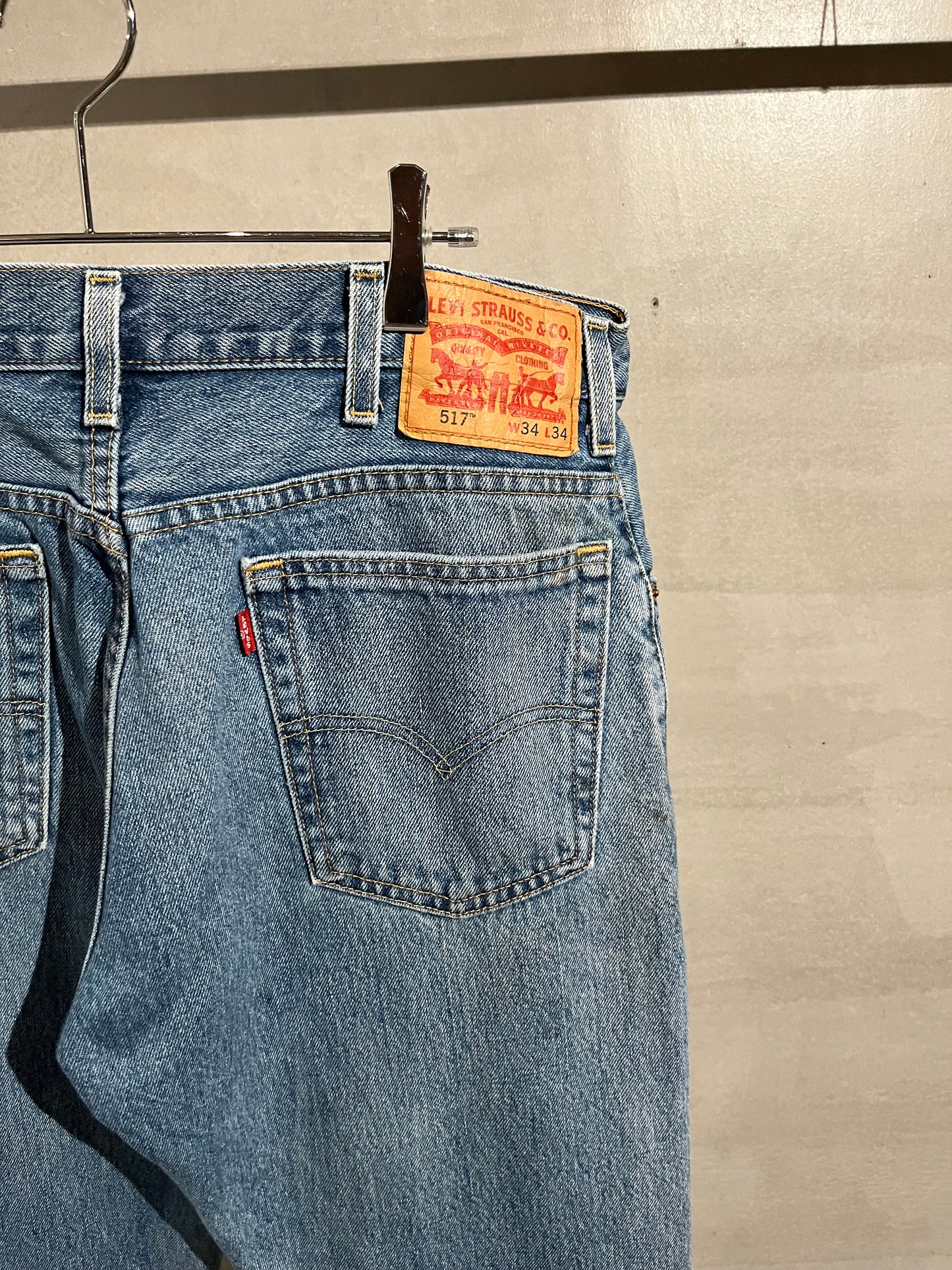 00's Levi's 517 demim pants