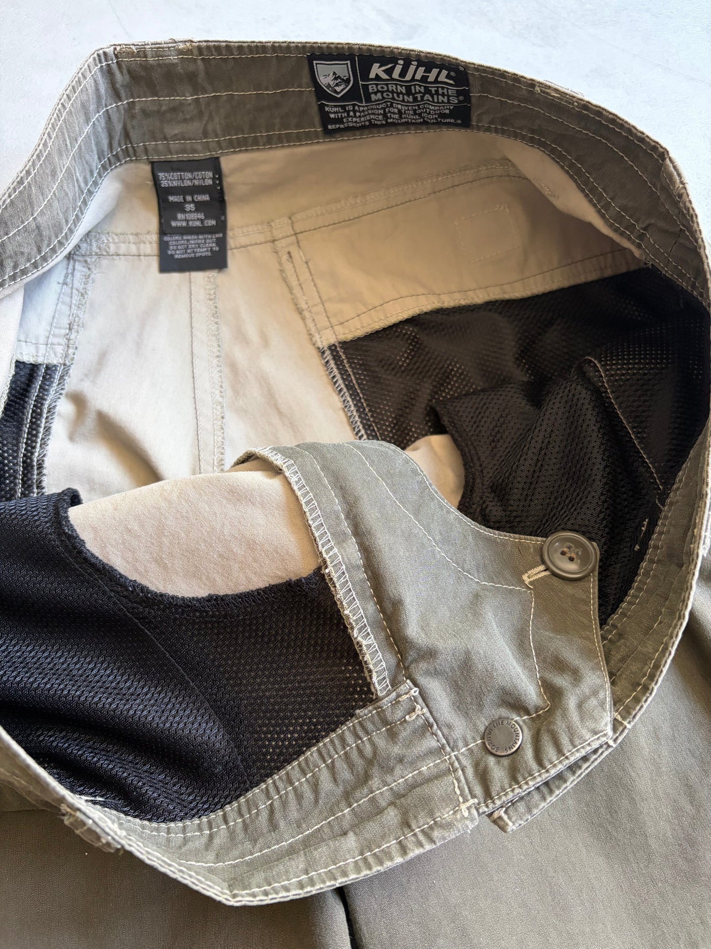 00's KUHL utility shorts