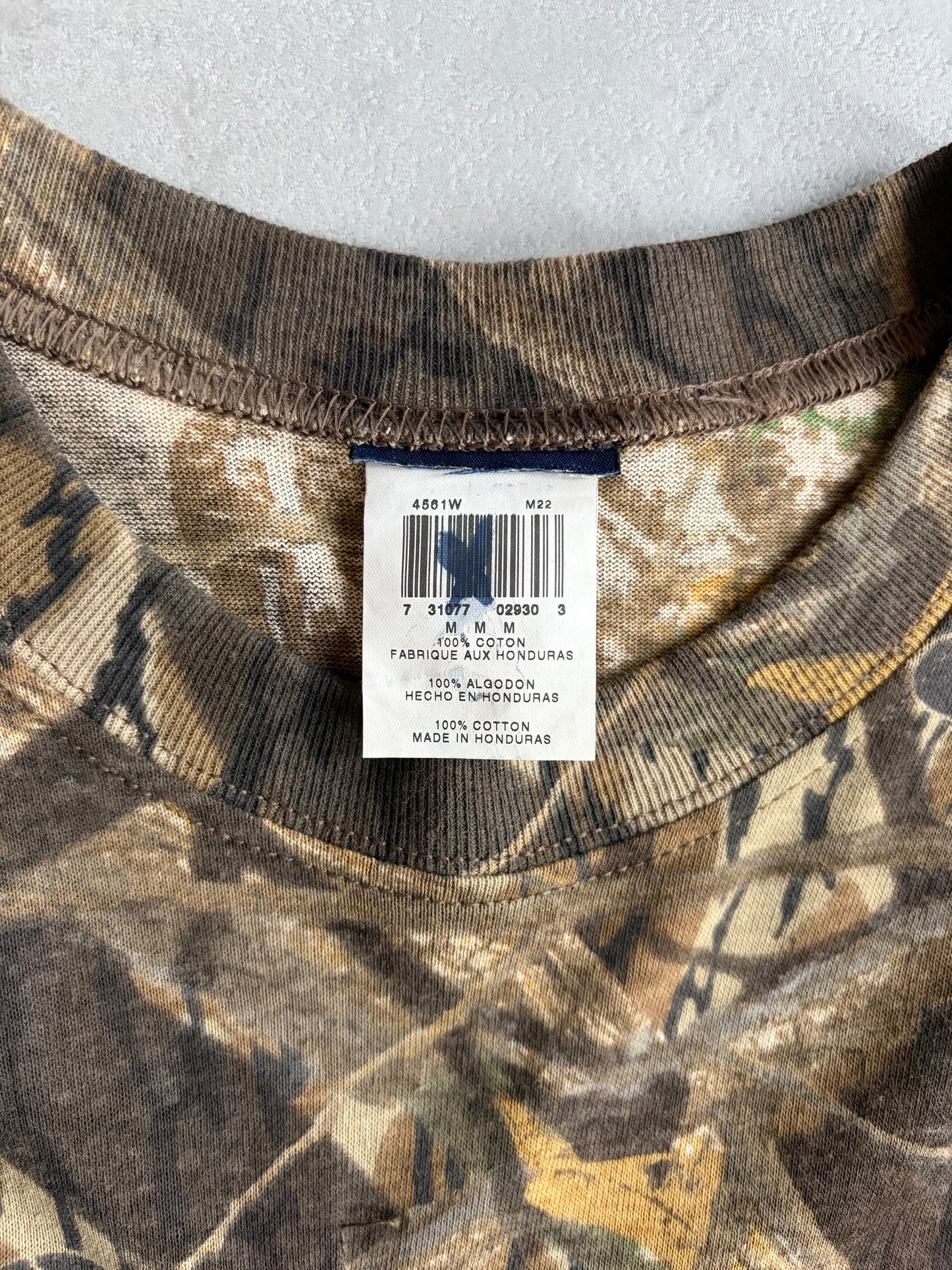 00's UNKNOWN realtree patterned L/S t-shirt "DEAD STOCK"