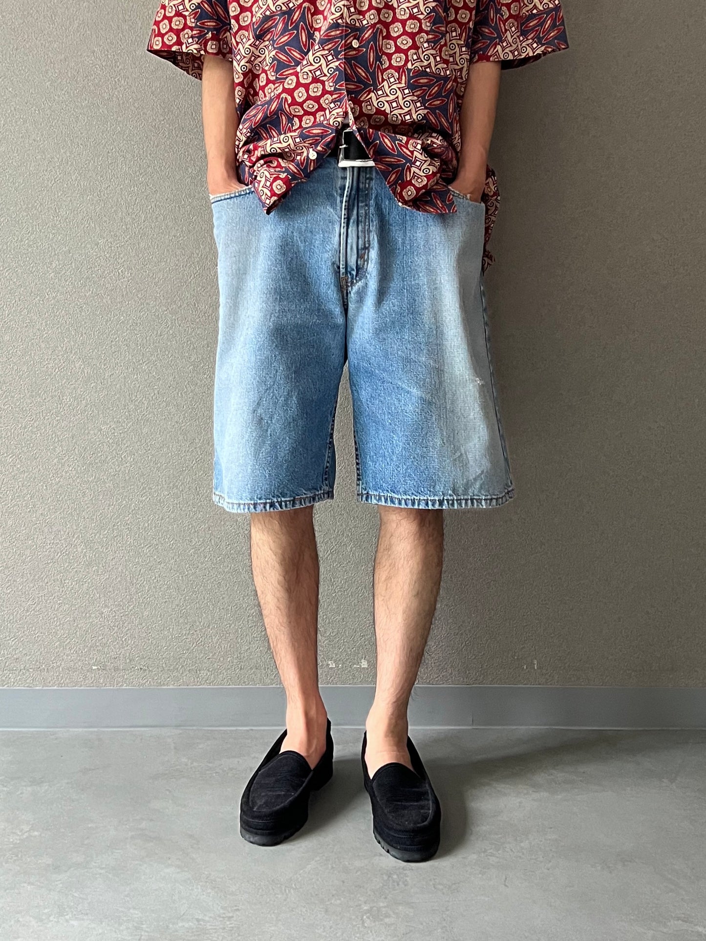 00's Levi's 569 denim shorts