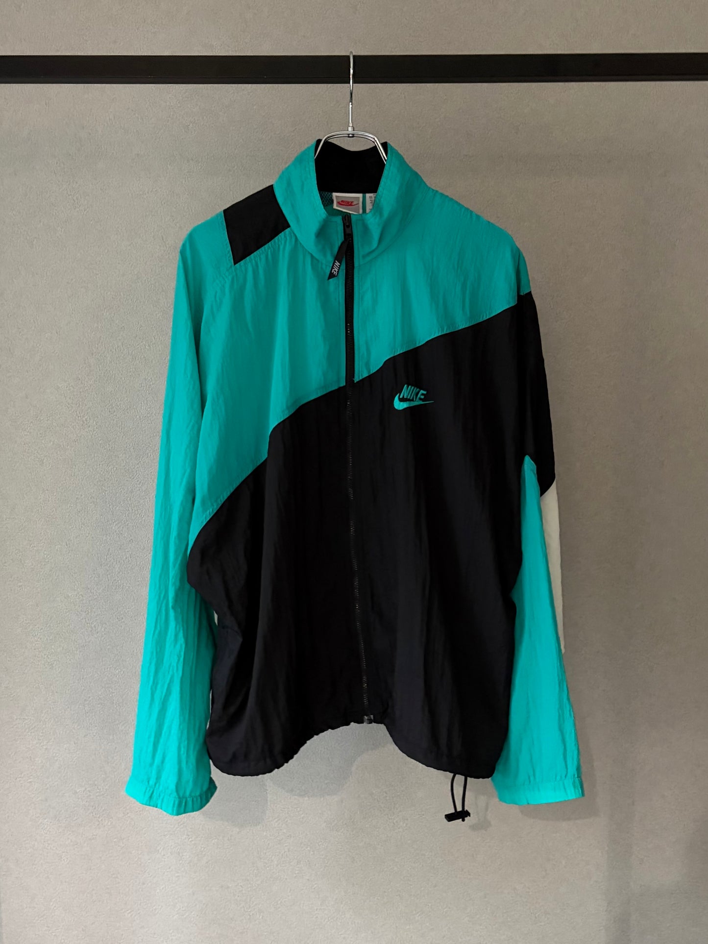 90's NIKE nylon jacket