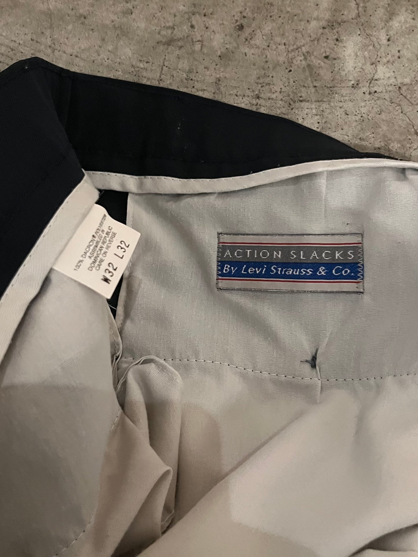 90's Levi's action slacks