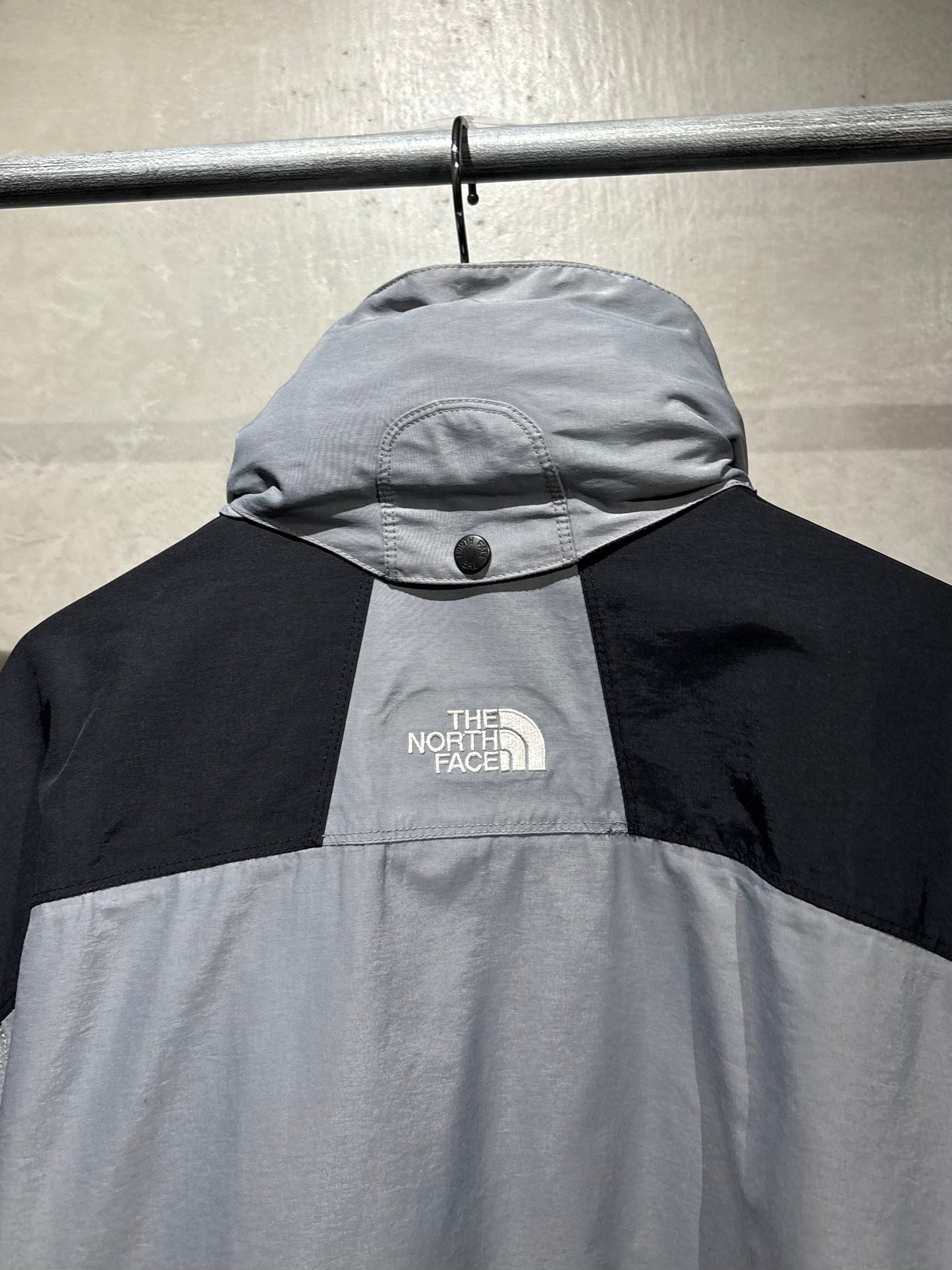 90's THE NORTH FACE nylon jacket