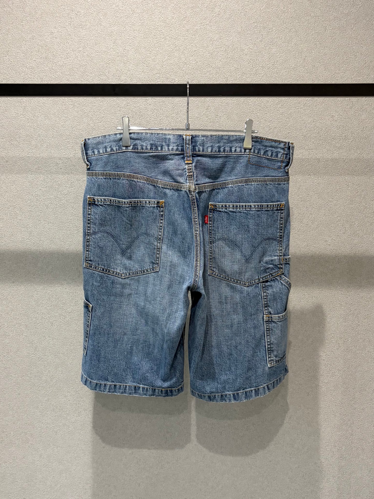00's Levi's denim painter shorts