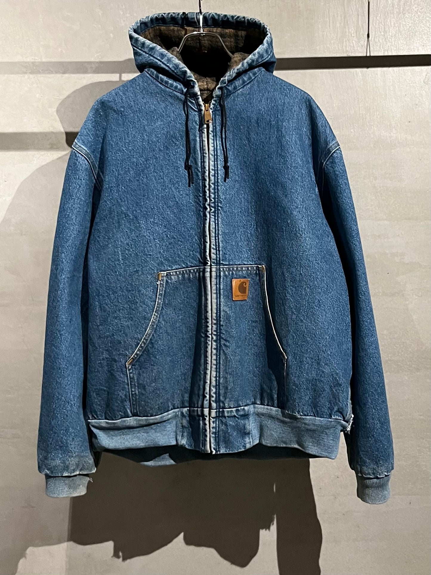 90's carhatt denim work jacket