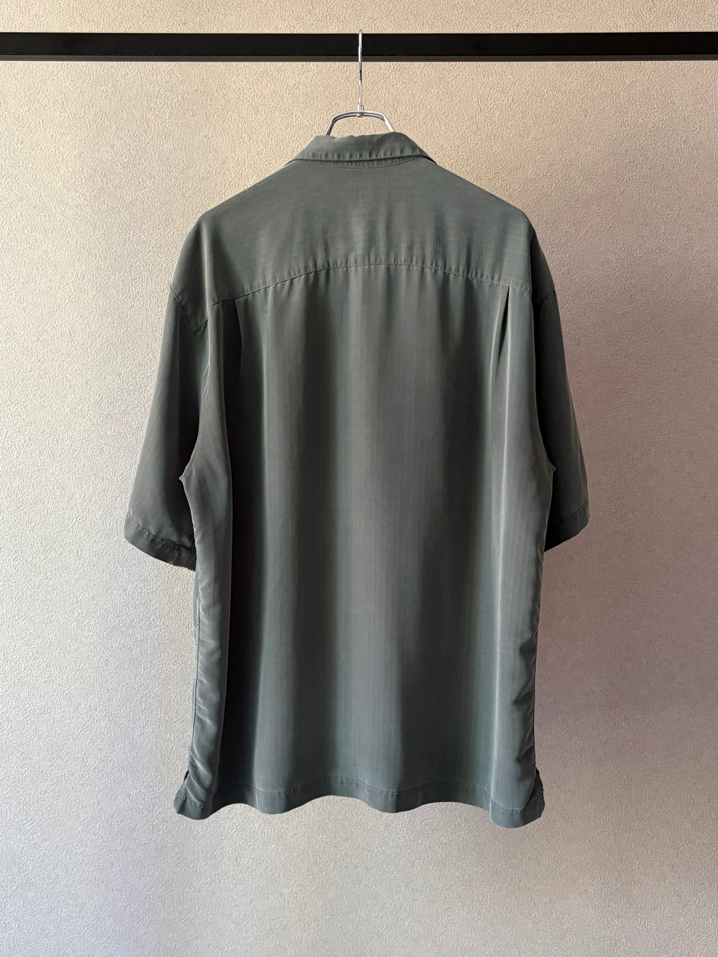 00's HAGGAR open collar rayon shirt