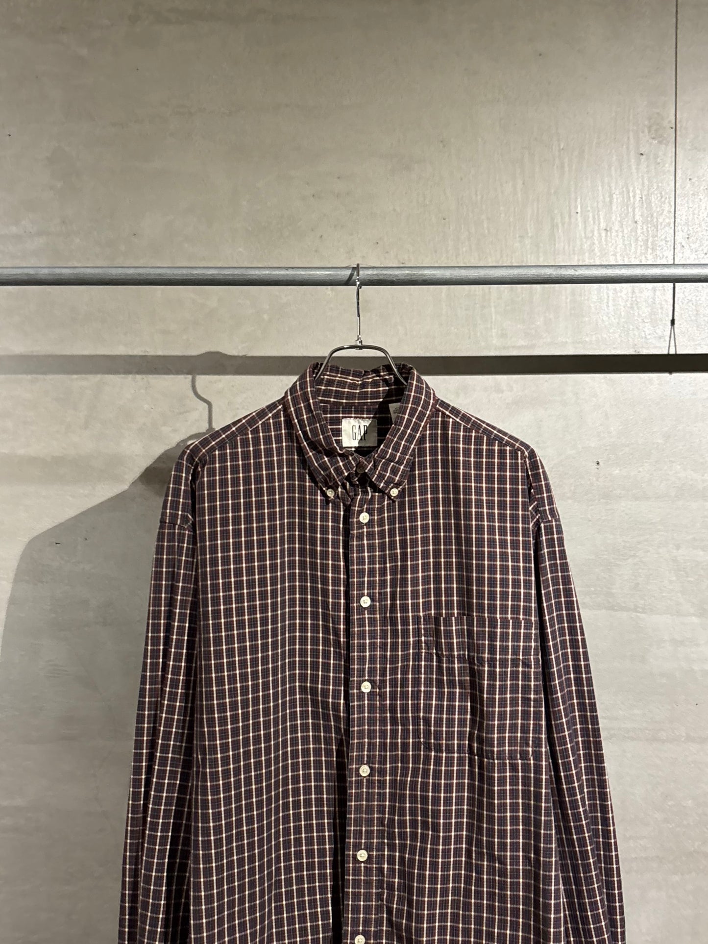 00's GAP BD shirt