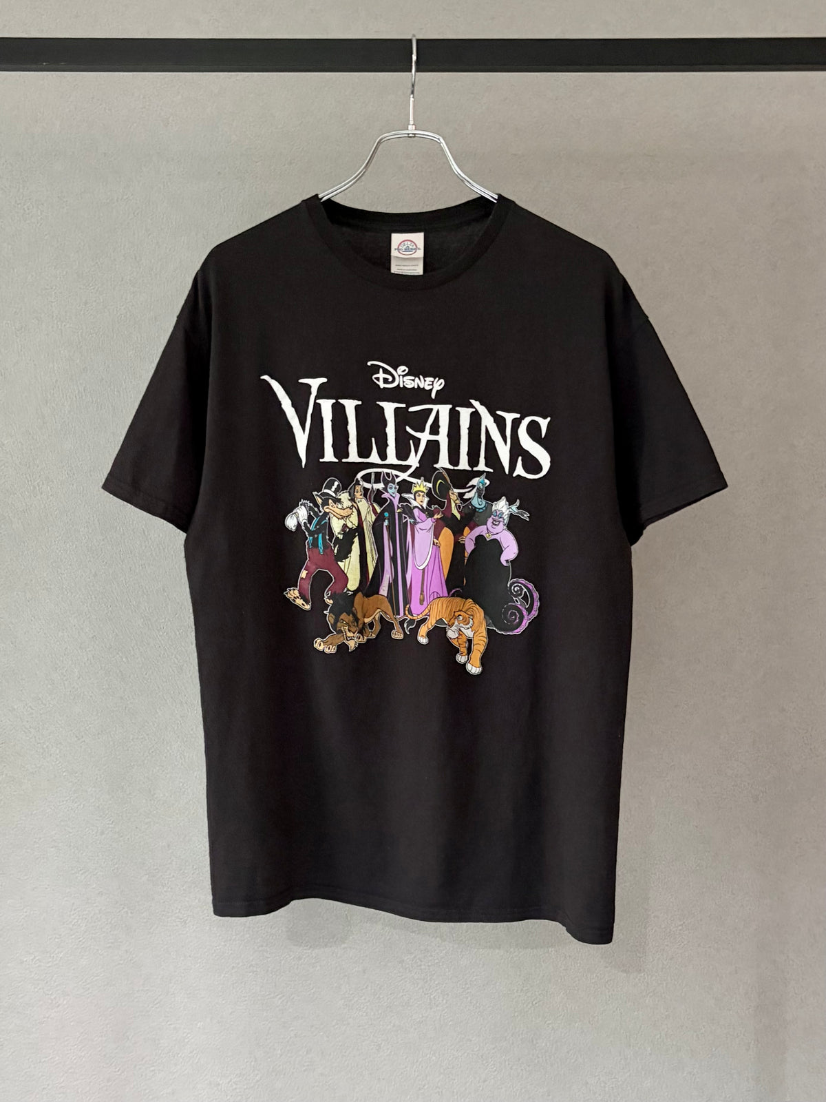 00's Disney VILLAINS t-shirt