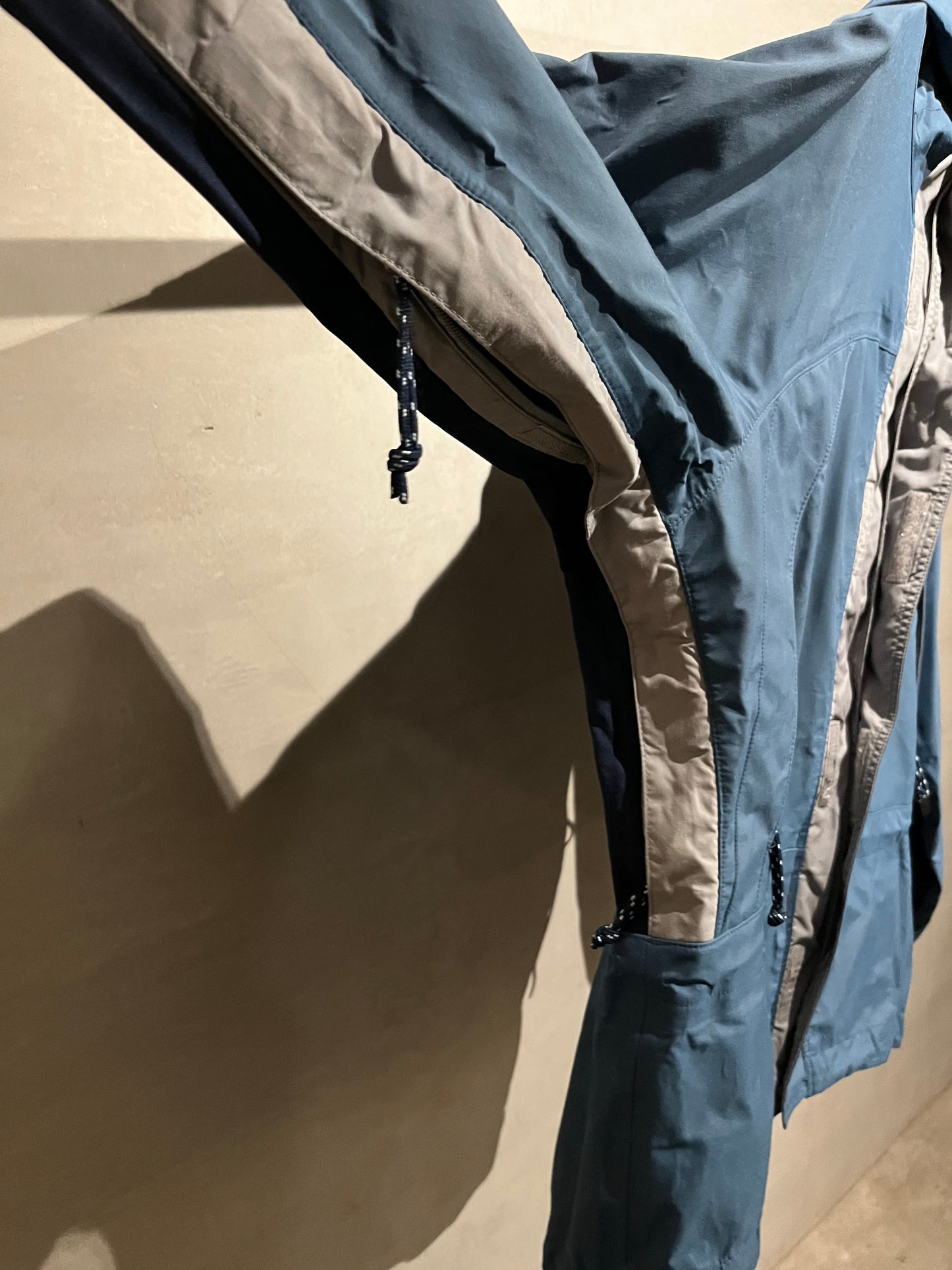 00's patagonia nylon jacket