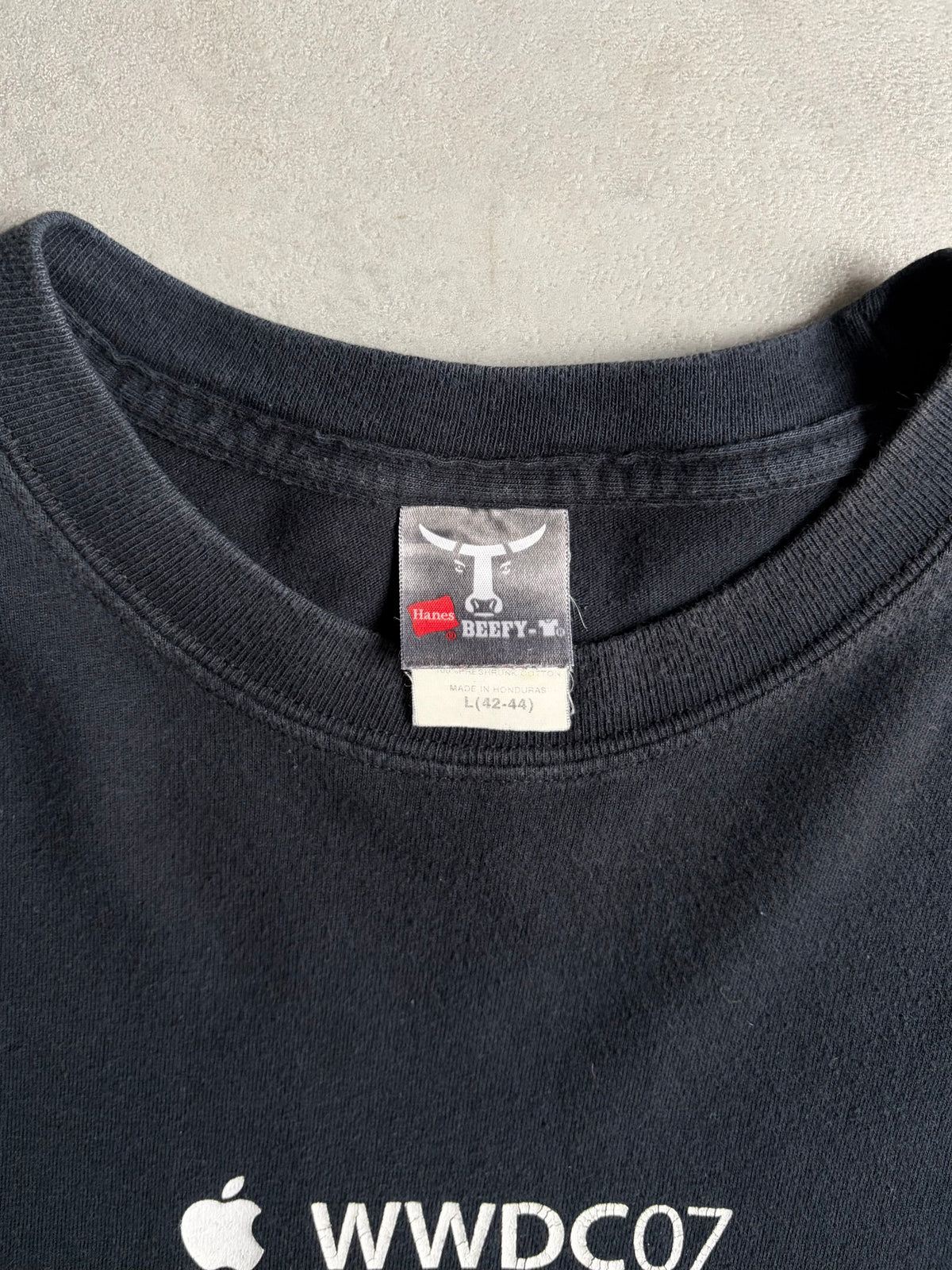 00's Apple printed t-shirt