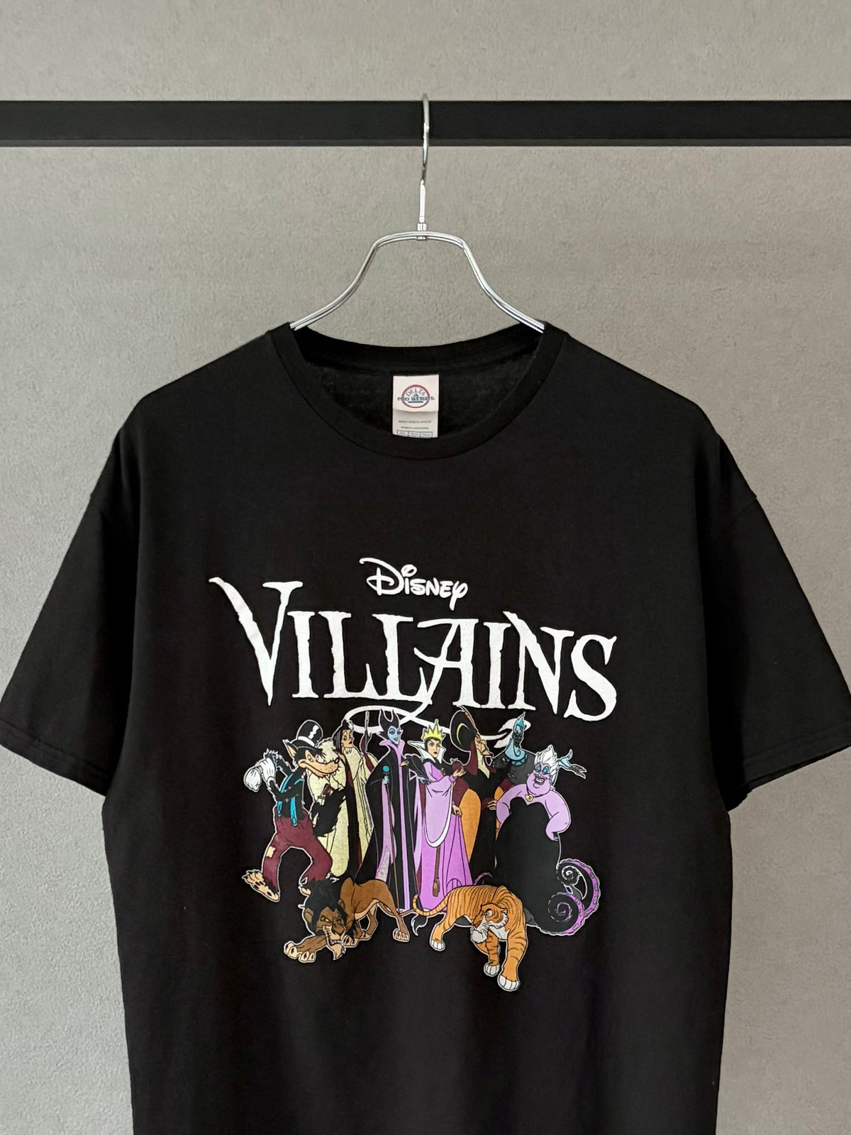 00's Disney VILLAINS t-shirt