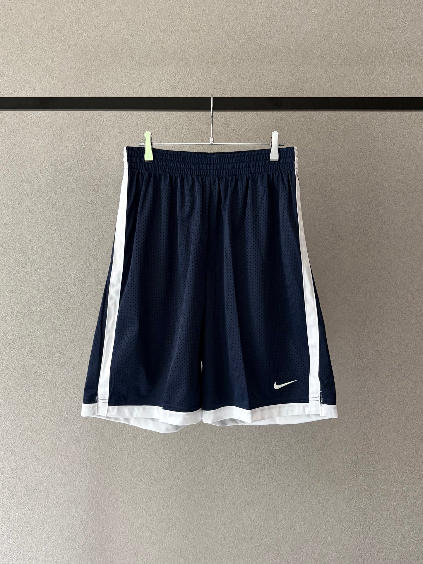 00's NIKE basketball shorts “DEAD STOCK”