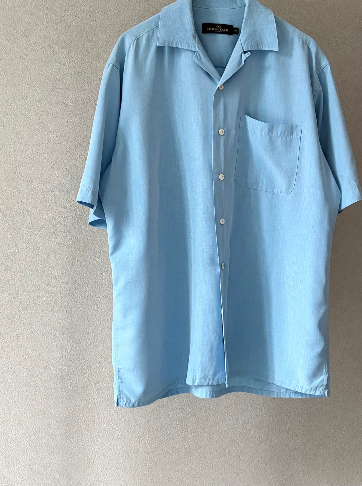 00's BUGATCHI open collar rayon  shirt