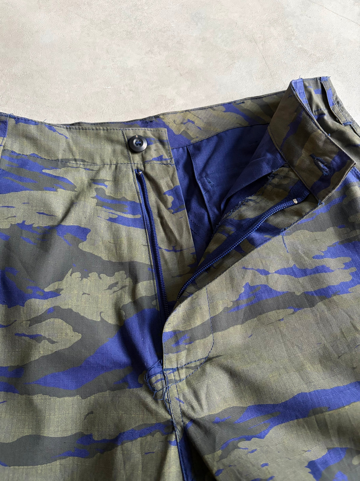 00's HELLENIC AIR FORCE cargo pants "DEAD STOCK"