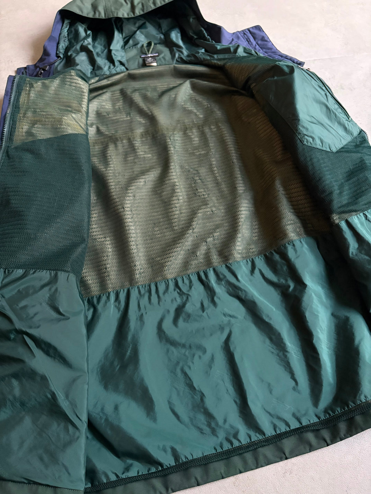 90's patagonia nylon jacket